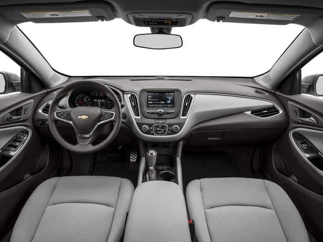 Thumbnail: 2017 Chevrolet Malibu - 9