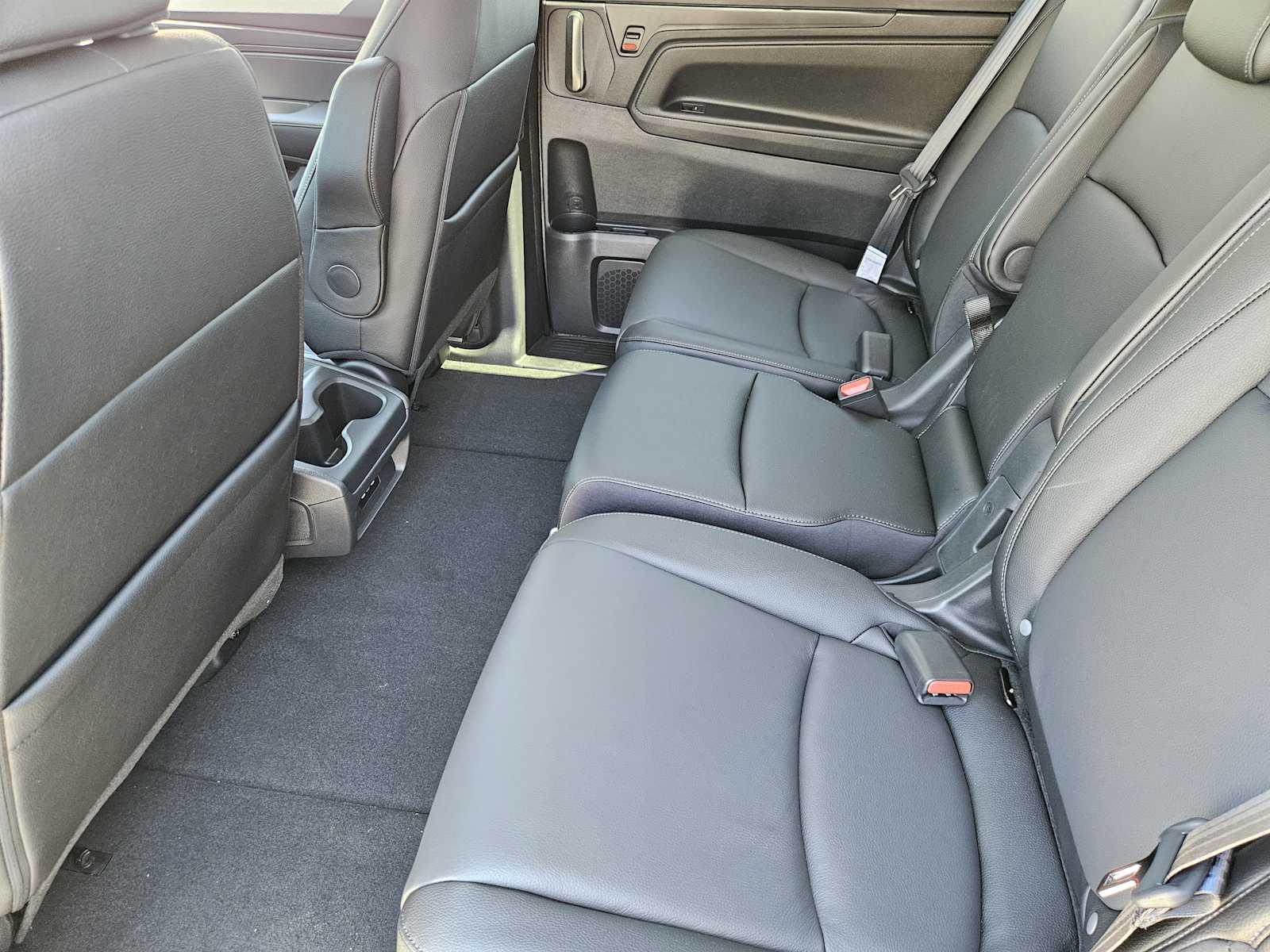 Thumbnail: 2026 Honda Odyssey - 24