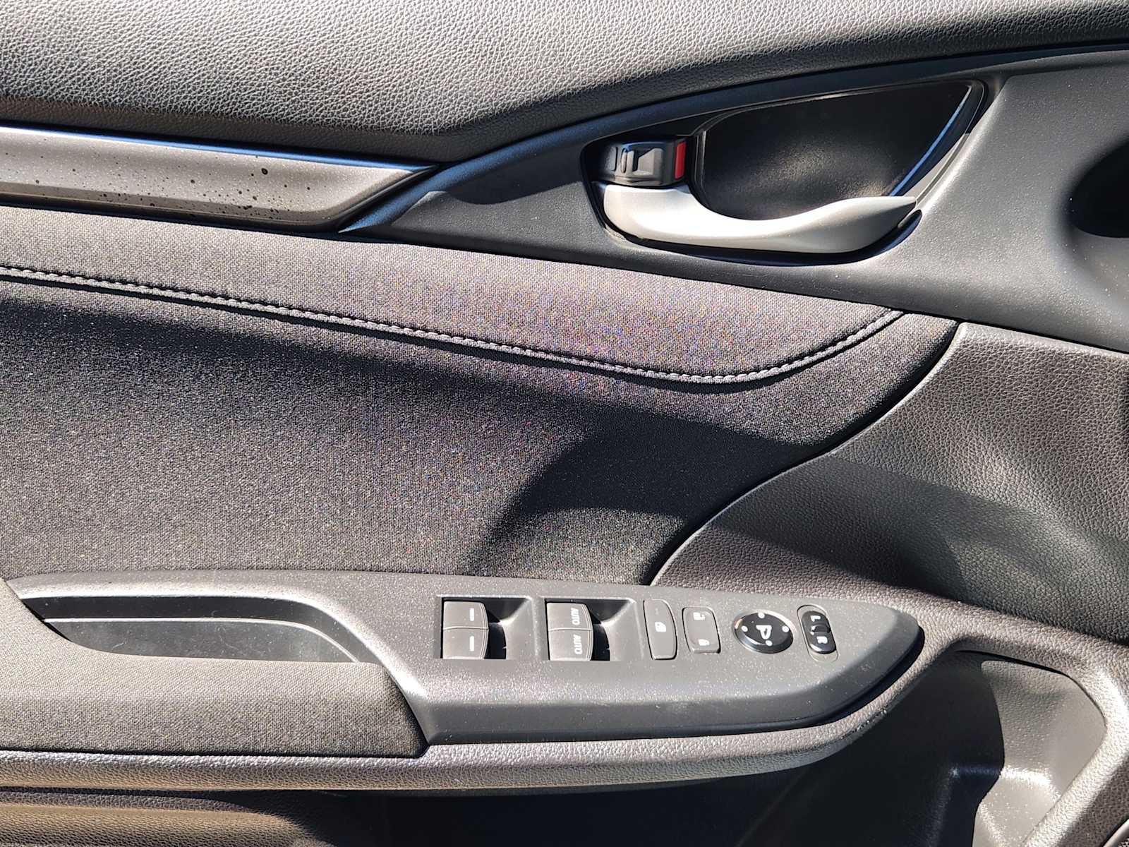 Thumbnail: 2017 Honda Civic - 23
