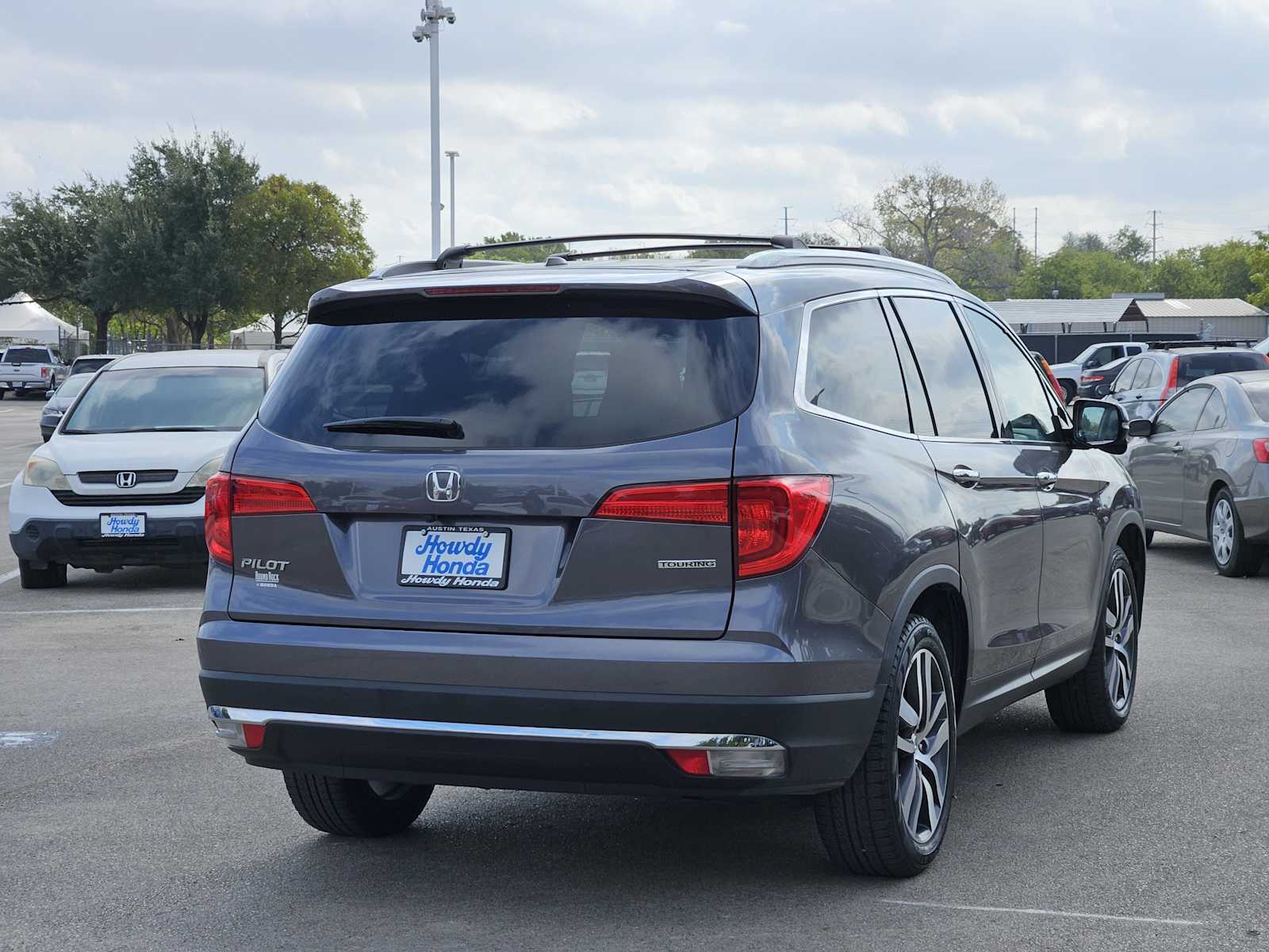Thumbnail: 2017 Honda Pilot - 5