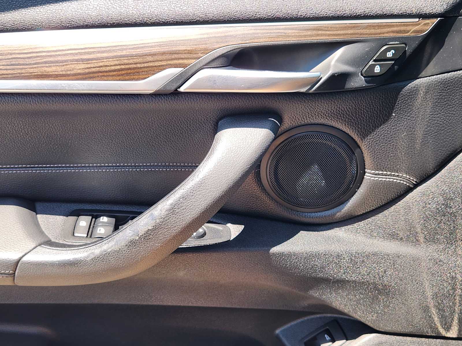 Thumbnail: 2016 BMW X1 - 21