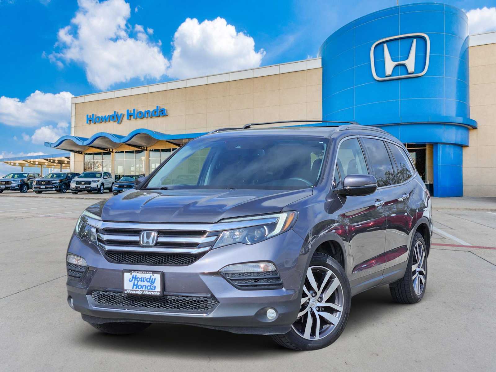 Thumbnail: 2017 Honda Pilot - 1