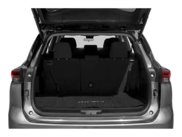 Thumbnail: 2022 Toyota Highlander - 13