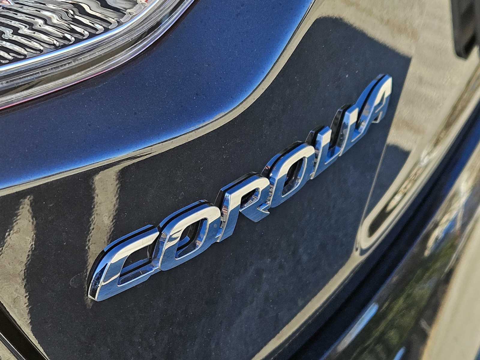 Thumbnail: 2022 Toyota Corolla - 11