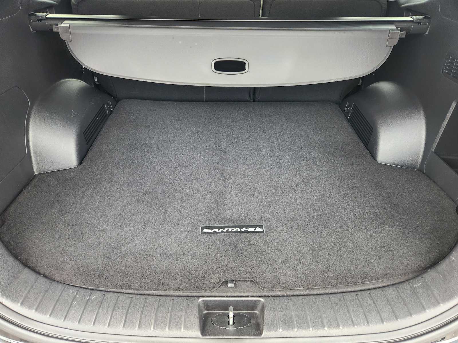 Thumbnail: 2022 Hyundai Santa Fe - 32