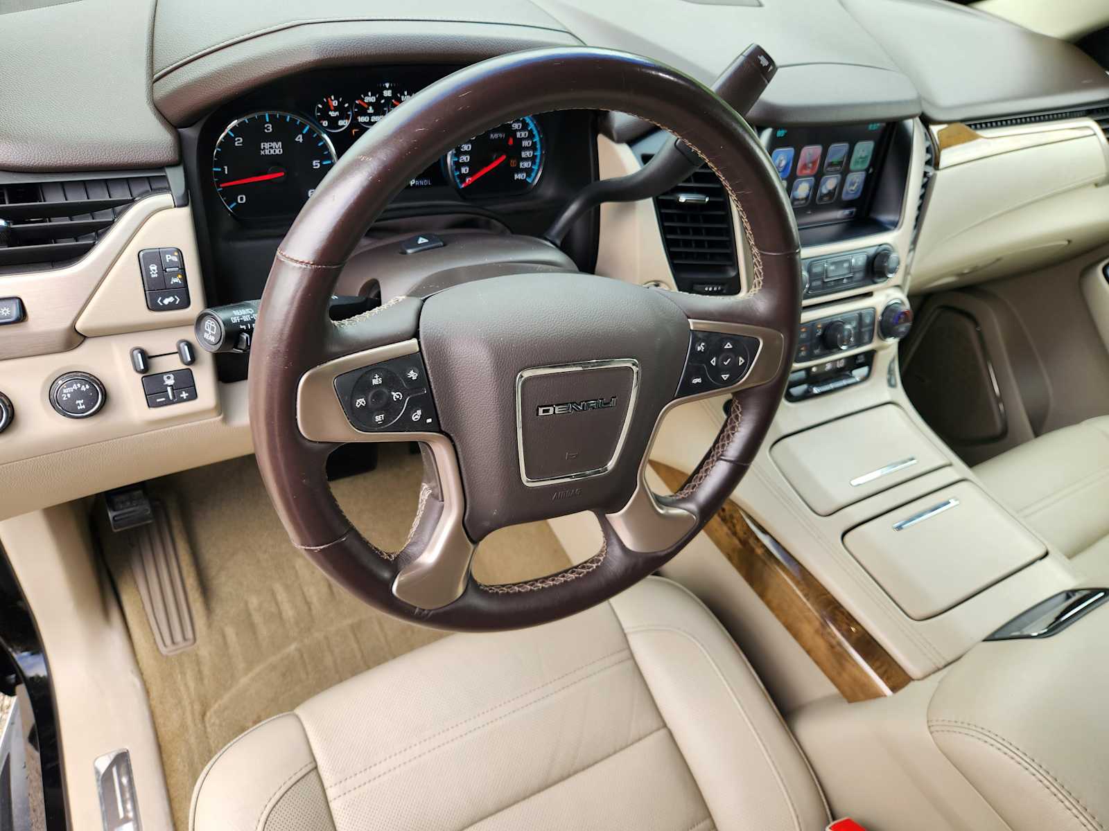 Thumbnail: 2017 GMC Yukon - 2