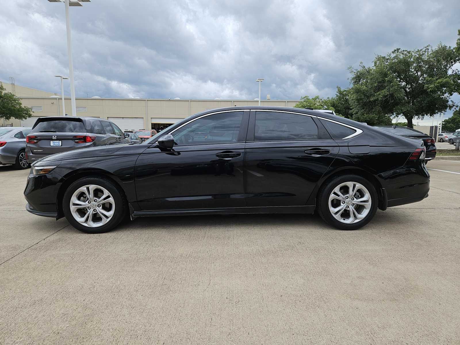 2024 Honda Accord LX 4