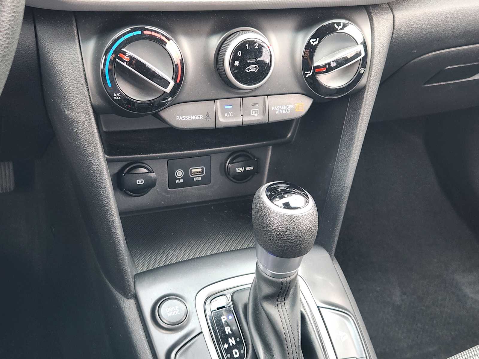 Thumbnail: 2019 Hyundai Kona - 19