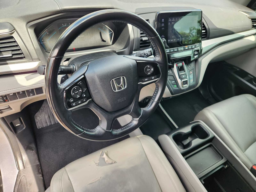 Used 2018 Honda Odyssey Van