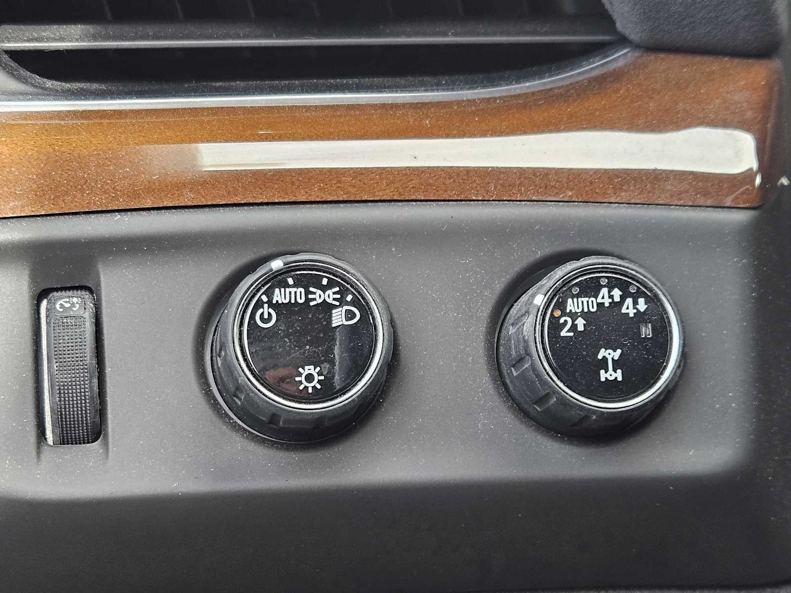 Thumbnail: 2020 Cadillac Escalade - 22