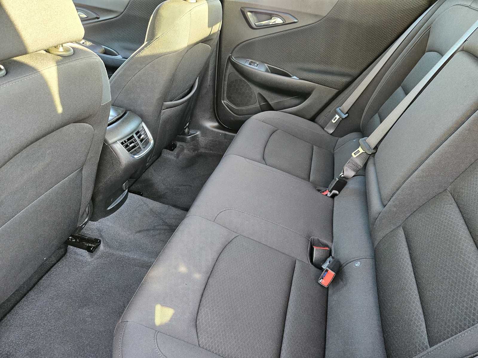 Thumbnail: 2023 Chevrolet Malibu - 28