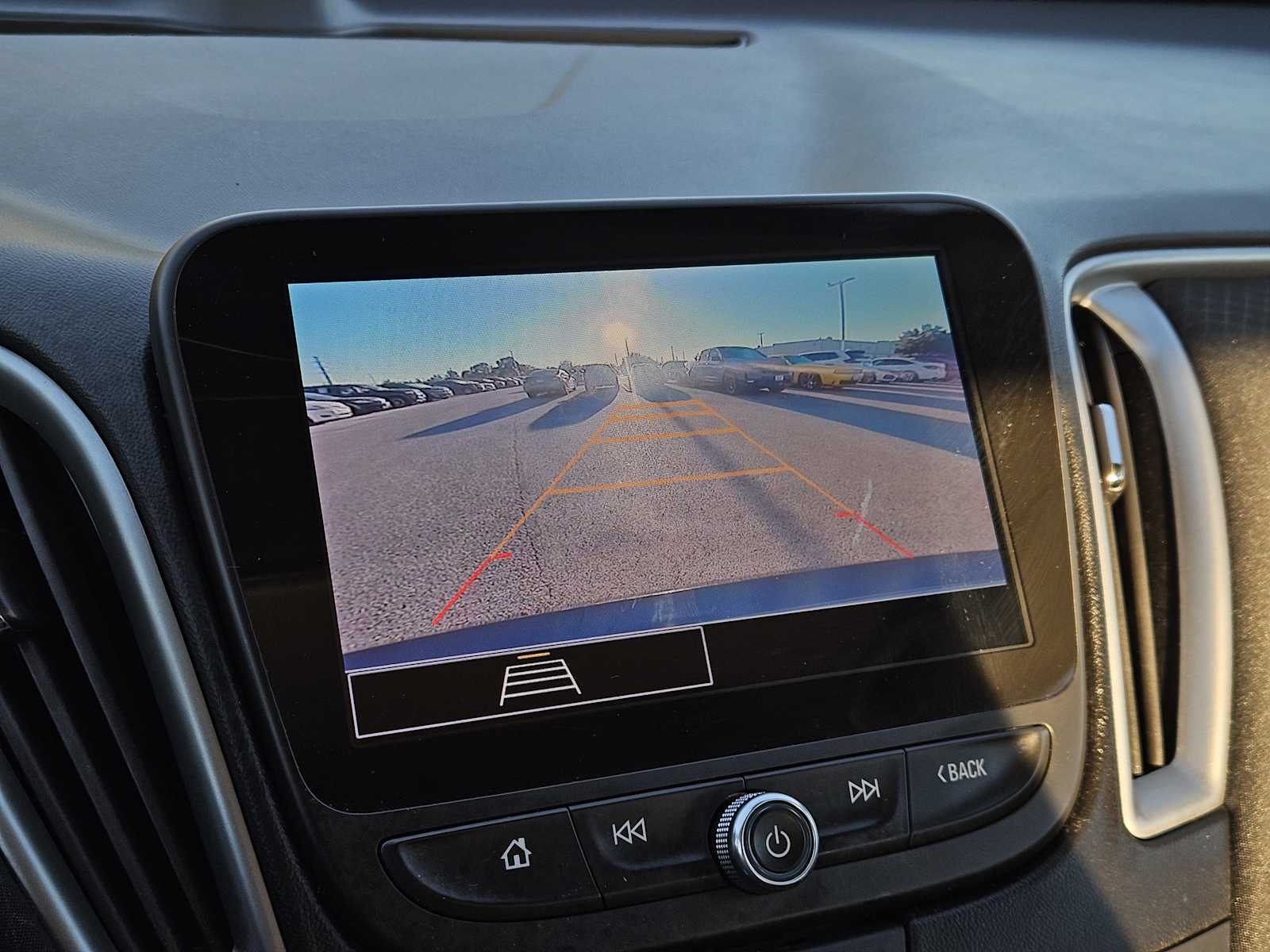 Thumbnail: 2023 Chevrolet Malibu - 18