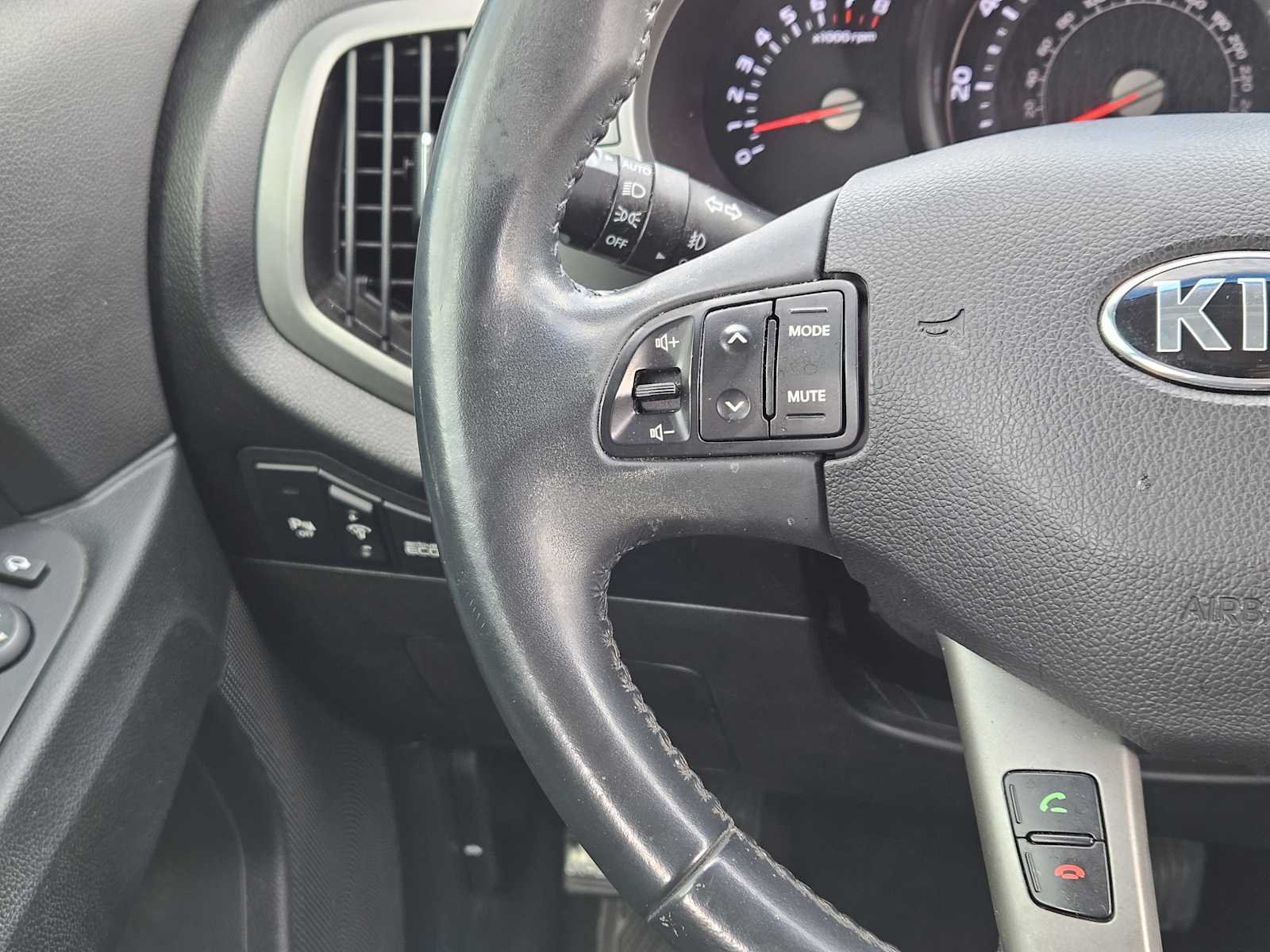 Thumbnail: 2016 Kia Sportage - 27