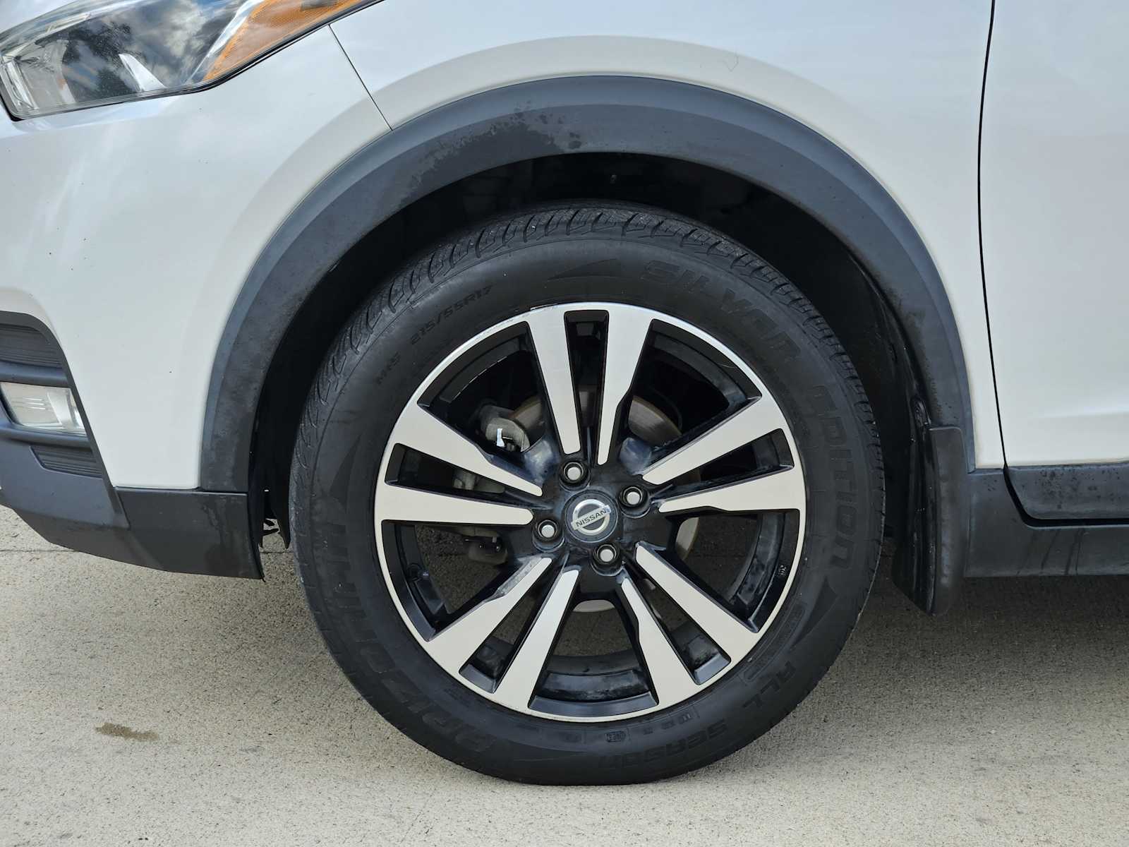 Thumbnail: 2019 Nissan Kicks - 11