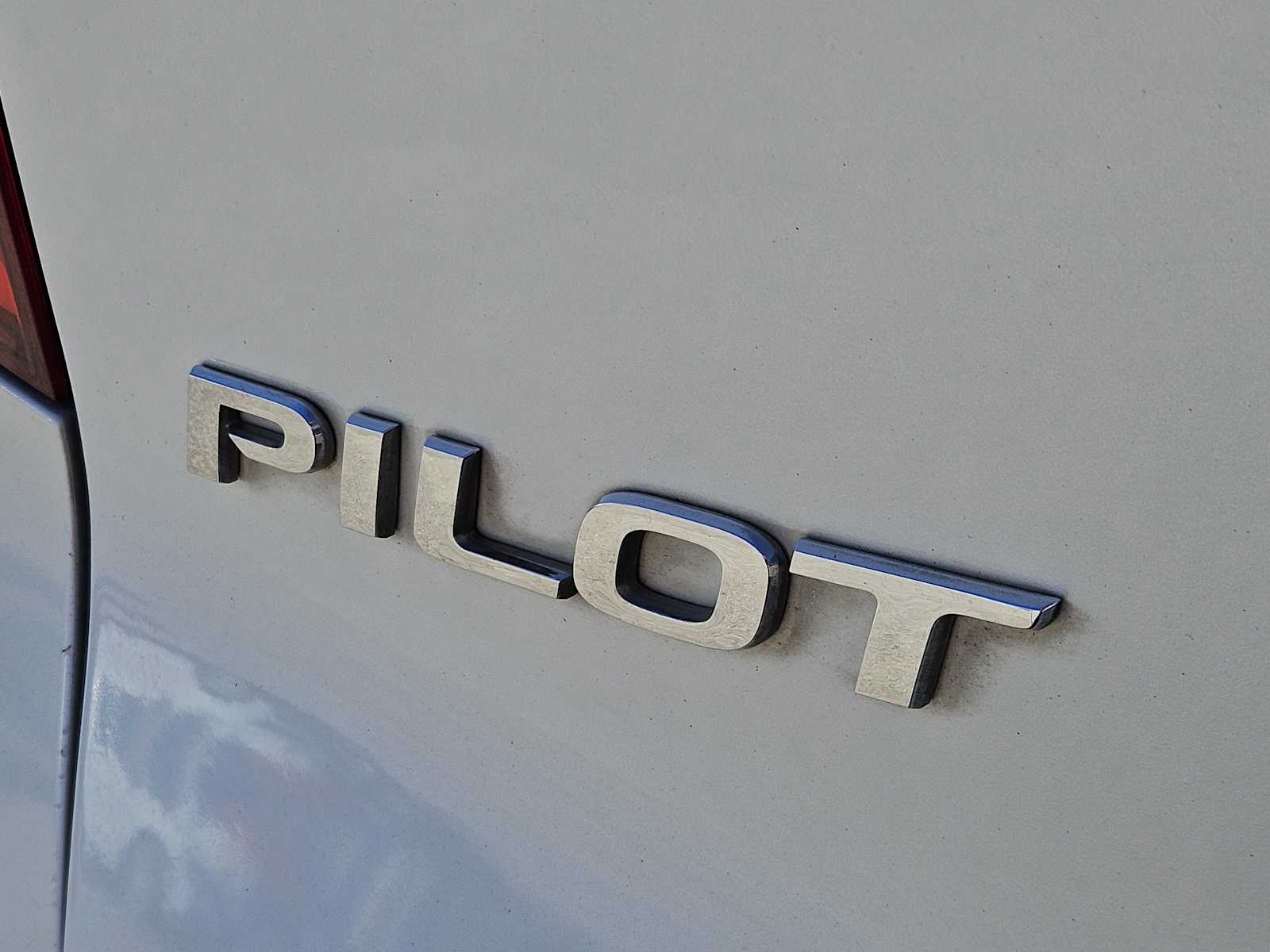 Thumbnail: 2016 Honda Pilot - 11