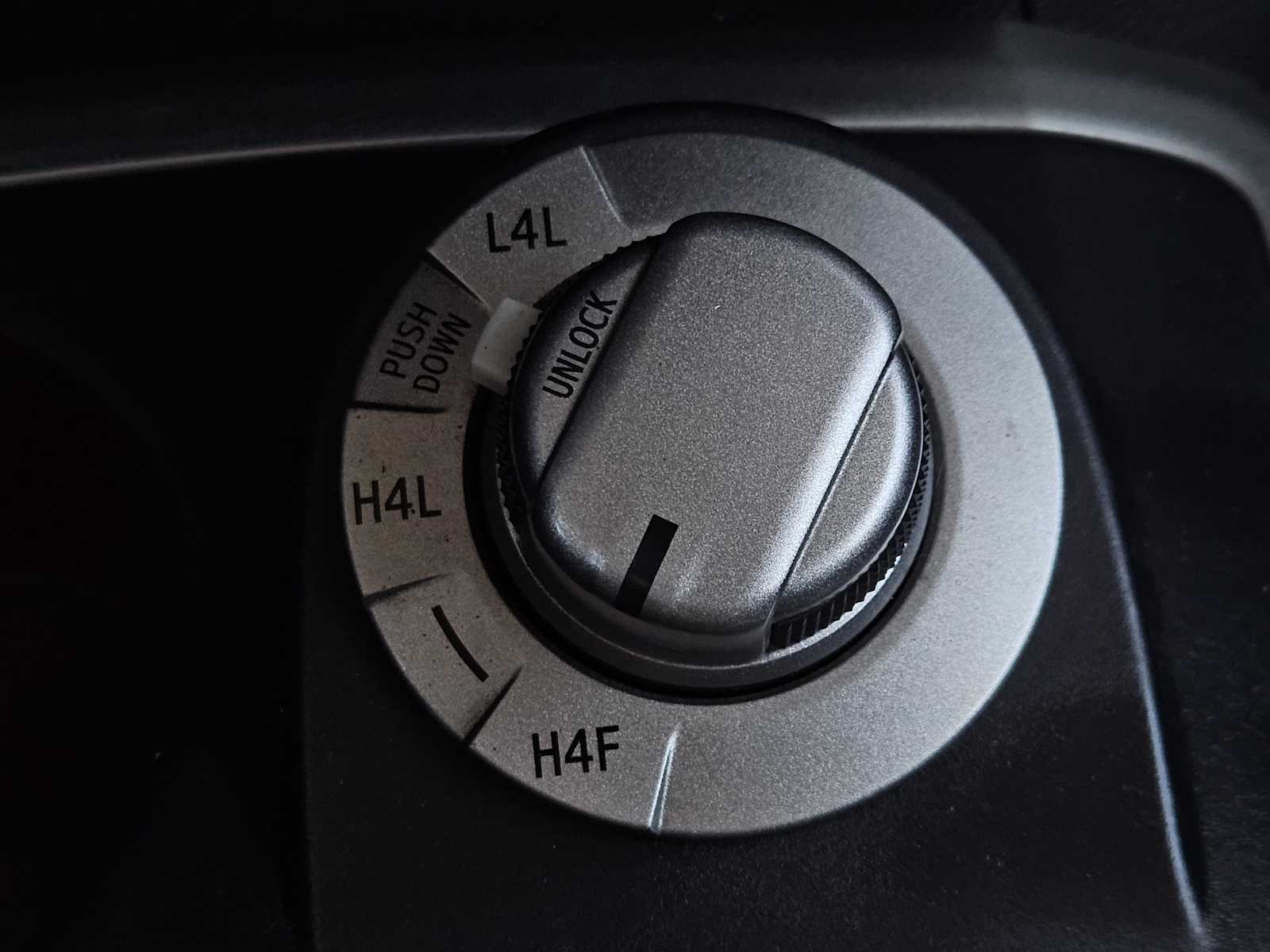 Thumbnail: 2012 Toyota 4Runner - 20