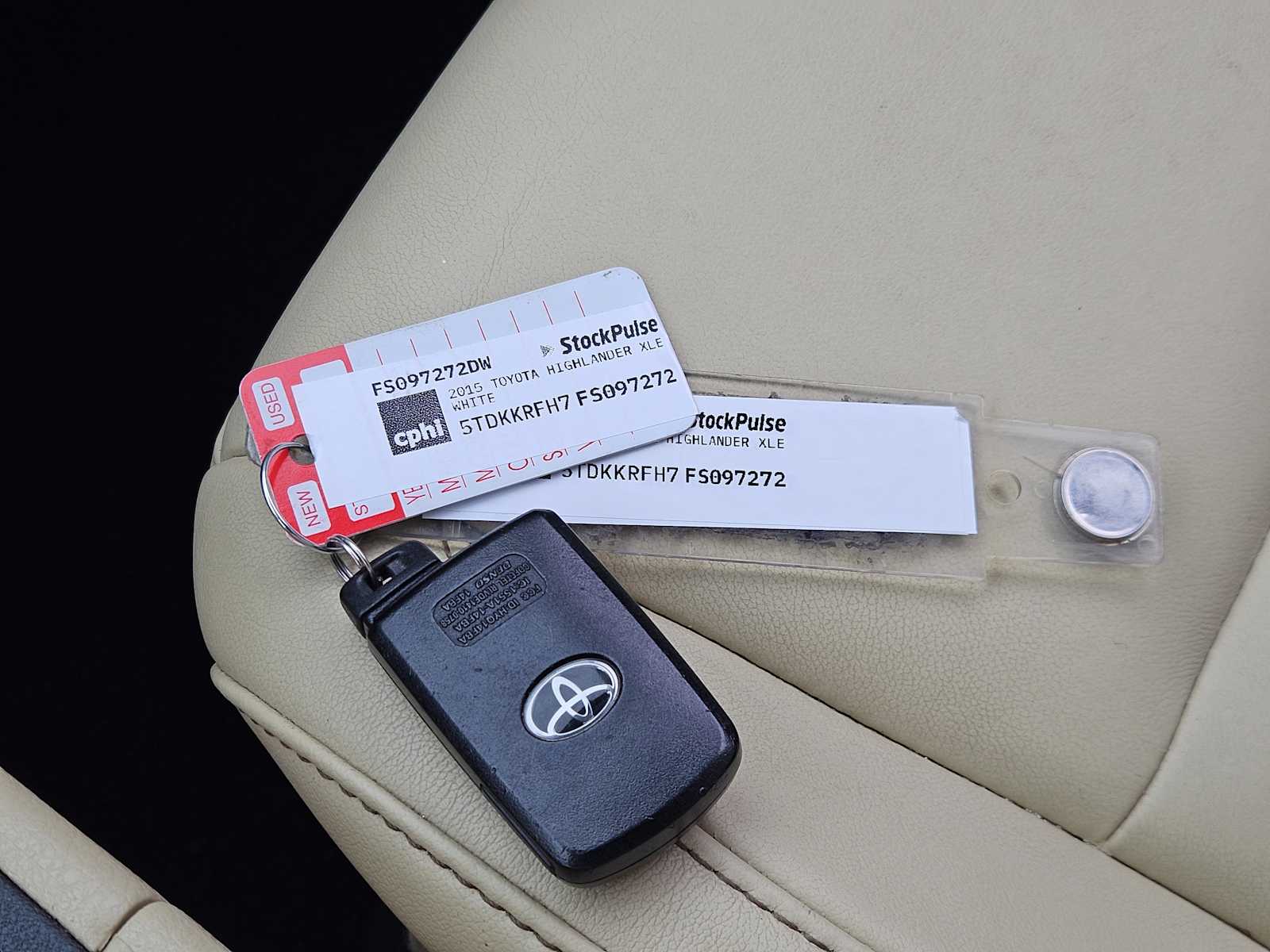 Thumbnail: 2015 Toyota Highlander - 34