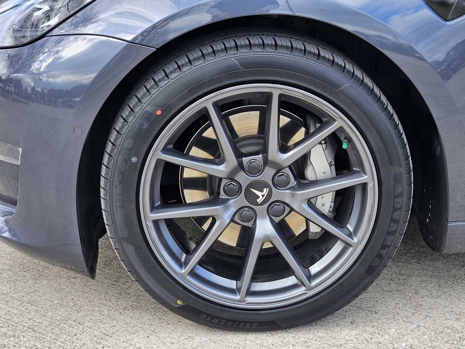 Thumbnail: 2022 Tesla Model 3 - 9