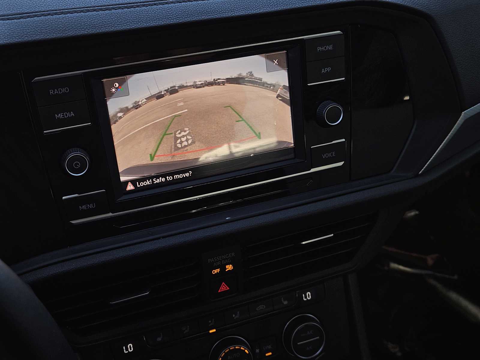 Thumbnail: 2021 Volkswagen Jetta - 17