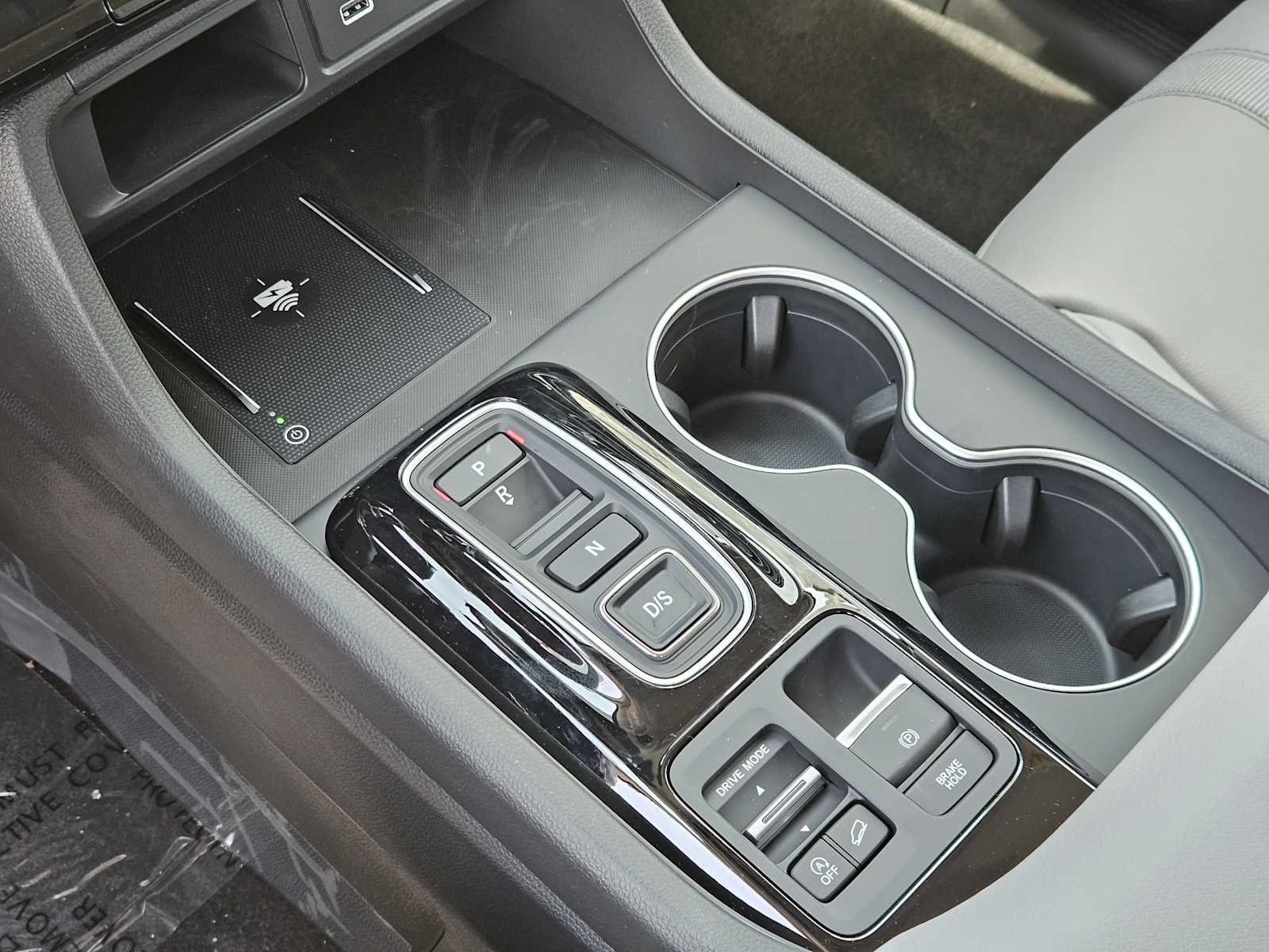 Thumbnail: 2025 Honda Pilot - 16