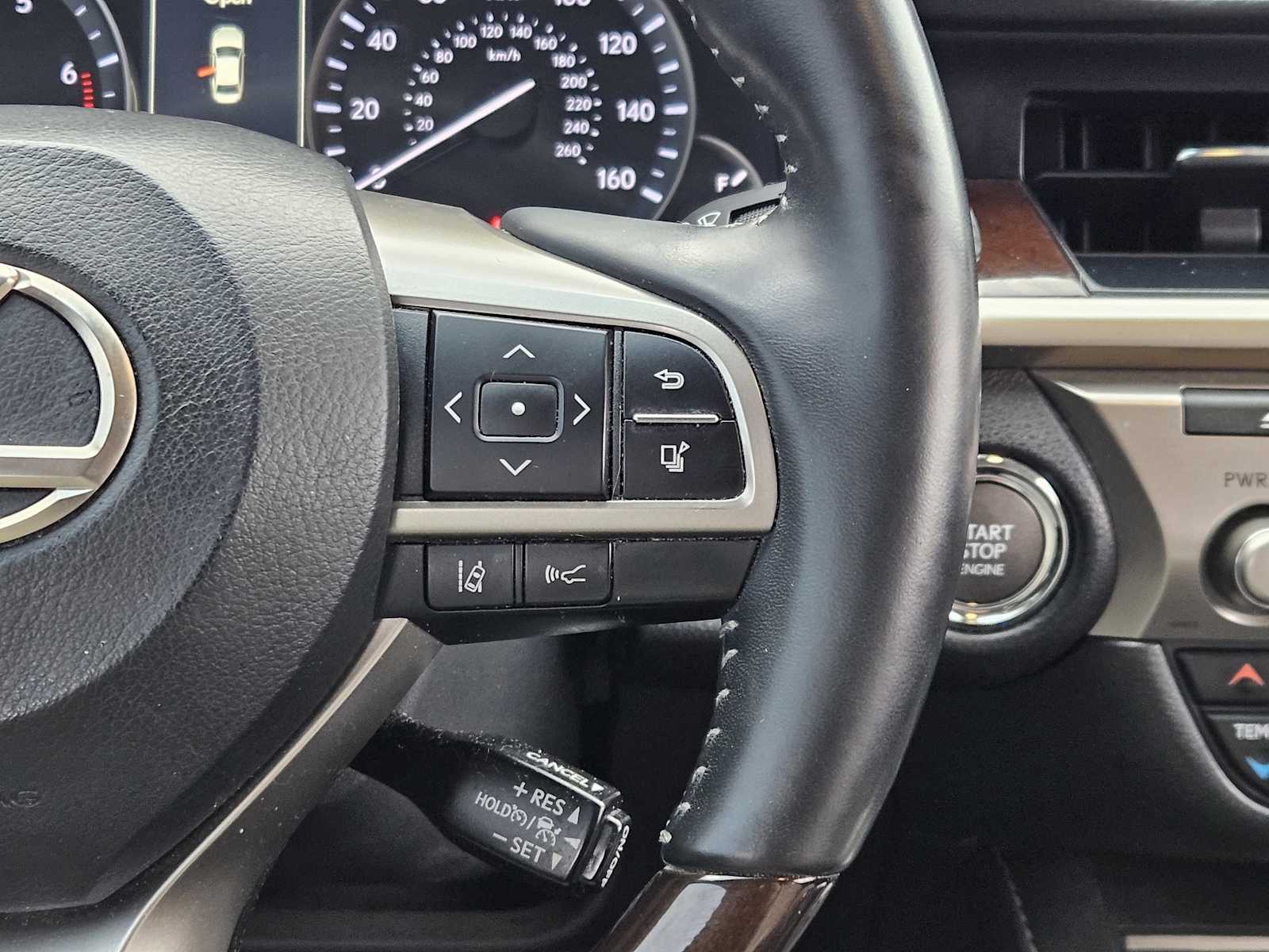 Thumbnail: 2016 Lexus ES - 28