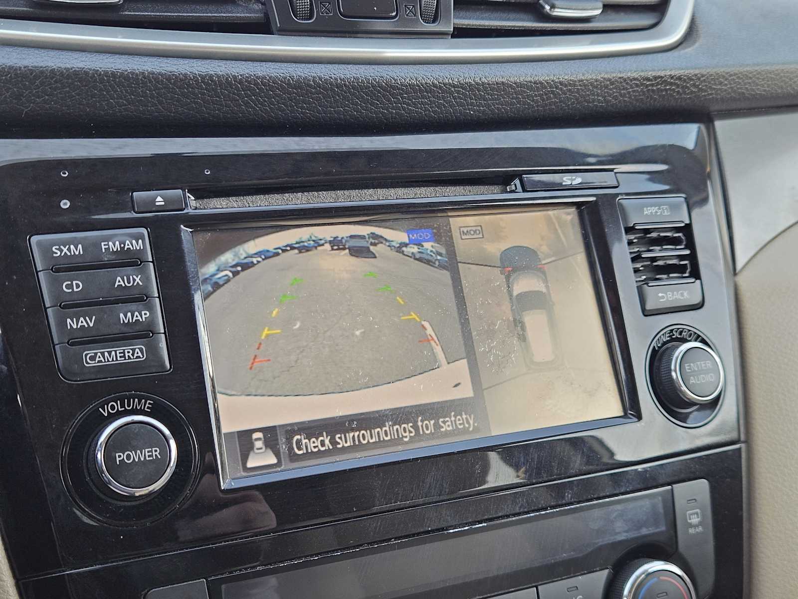 Thumbnail: 2016 Nissan Rogue - 18