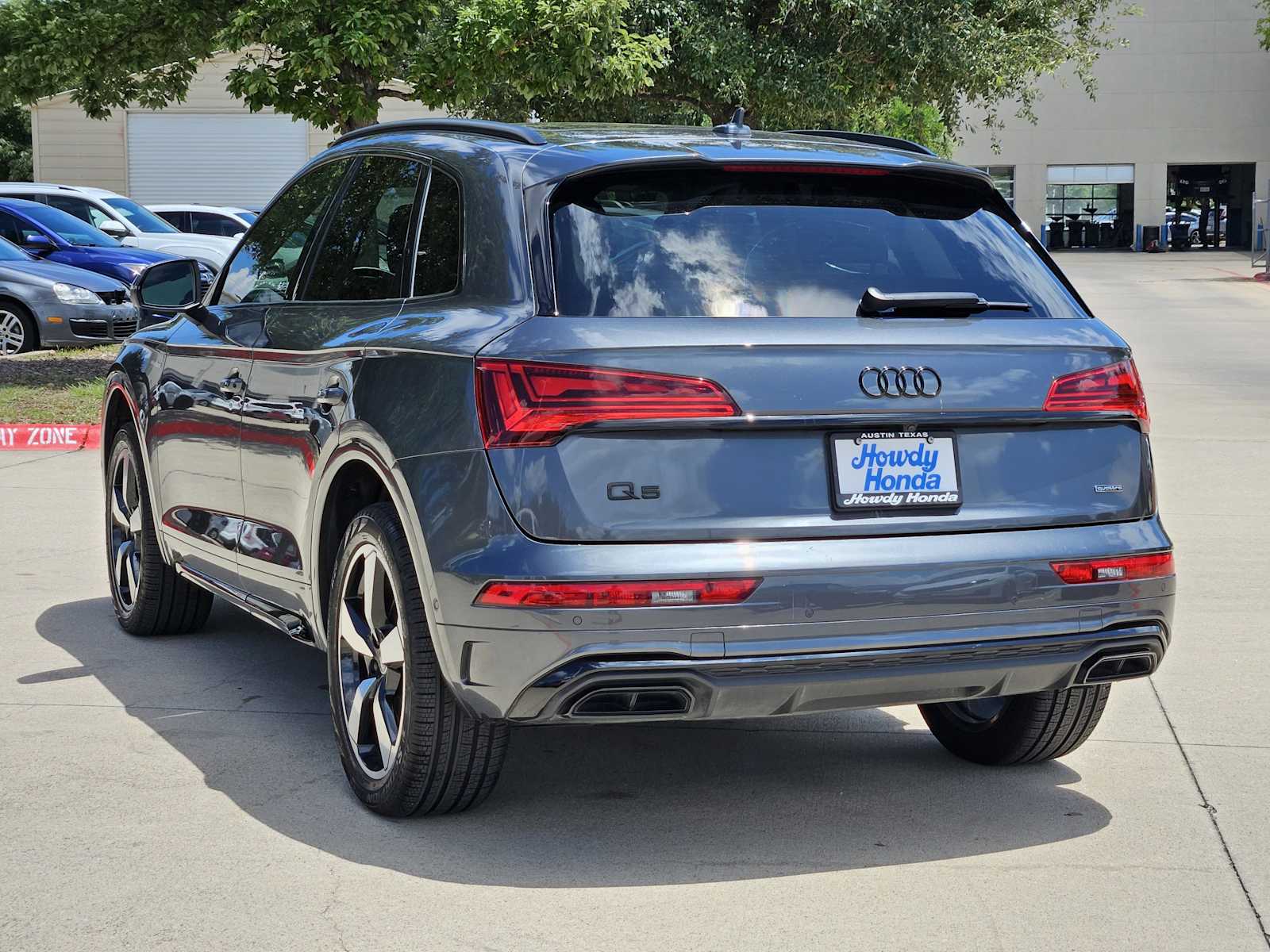 Thumbnail: 2022 Audi Q5 - 8