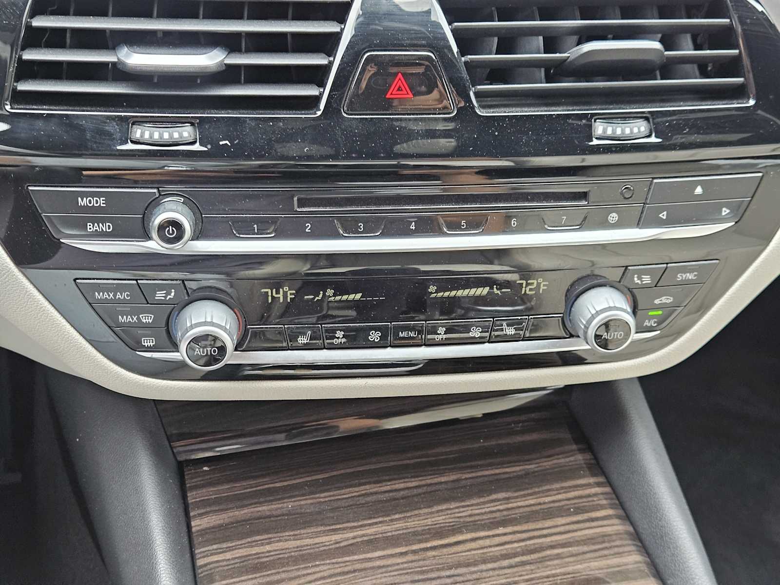 2018 BMW 5 Series 540i 19