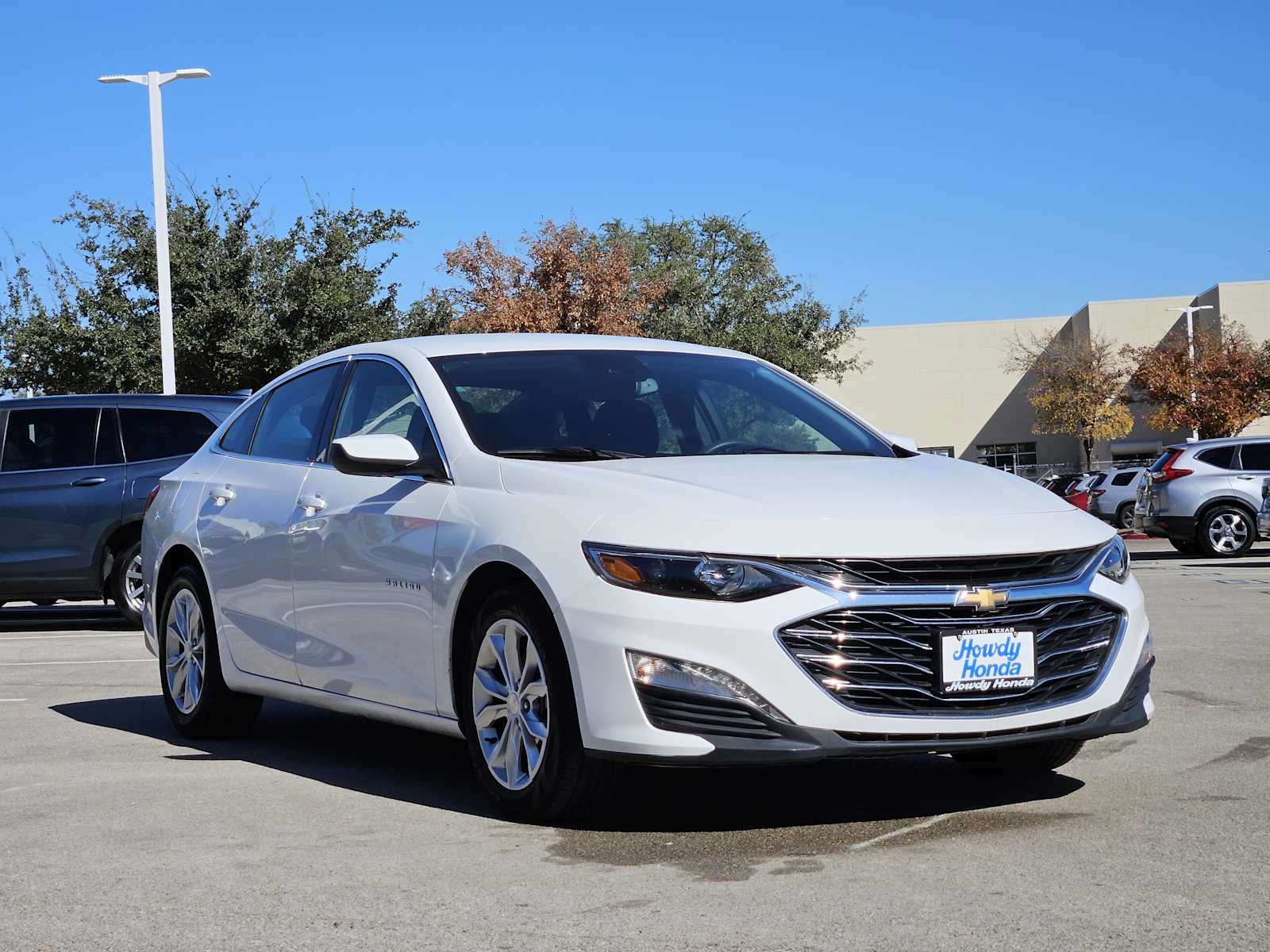 Thumbnail: 2023 Chevrolet Malibu - 3