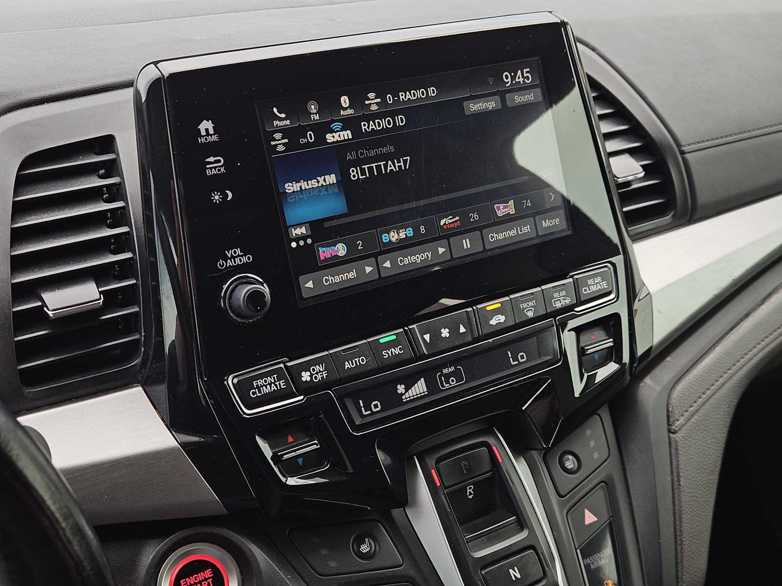 Thumbnail: 2019 Honda Odyssey - 16