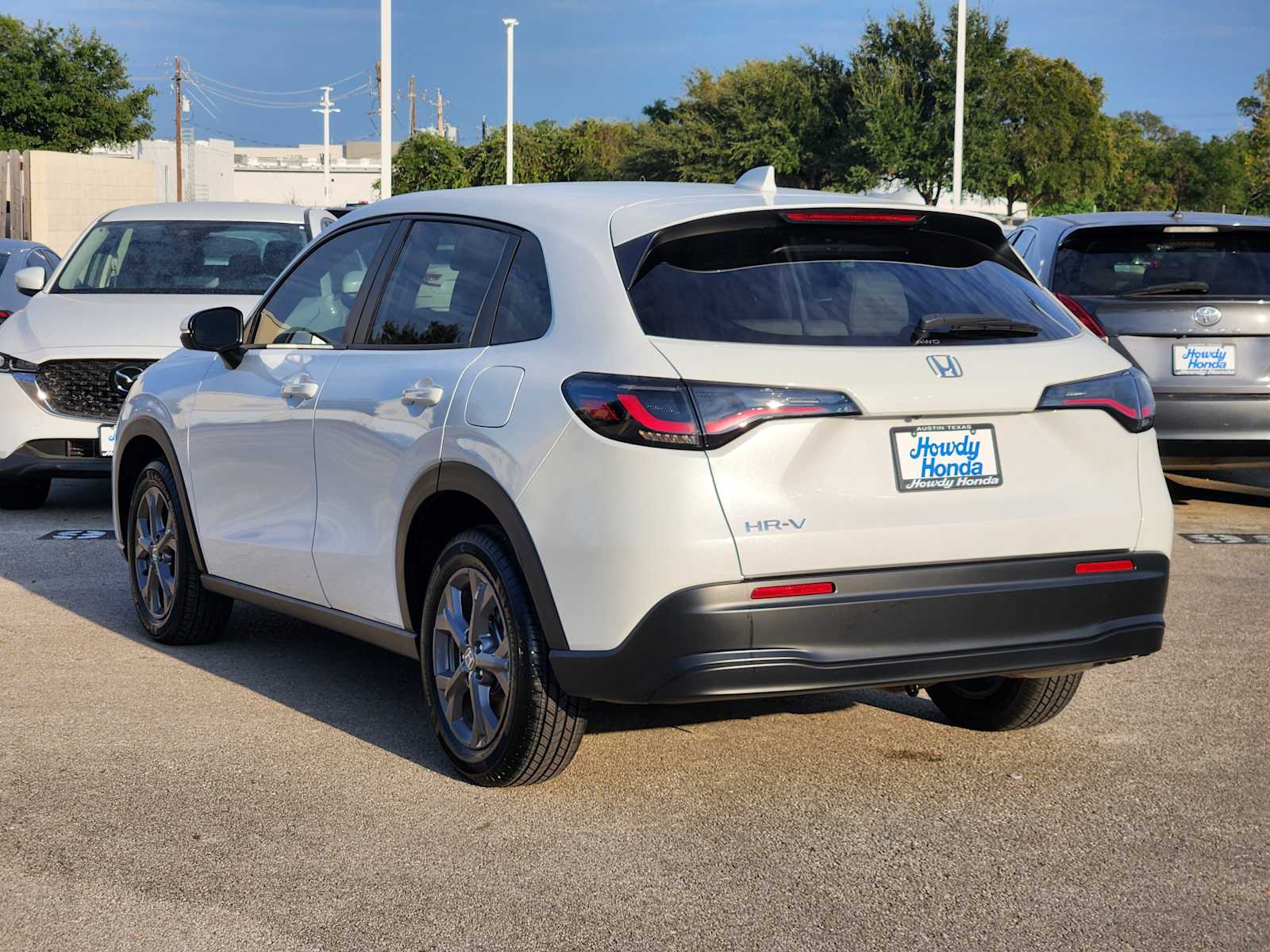 2026 Honda HR-V LX - Photo 5