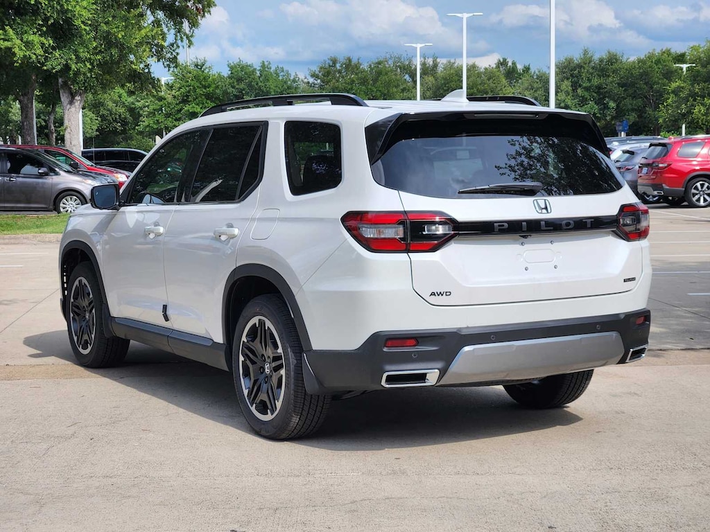 New 2026 Honda Pilot Touring S SUV
