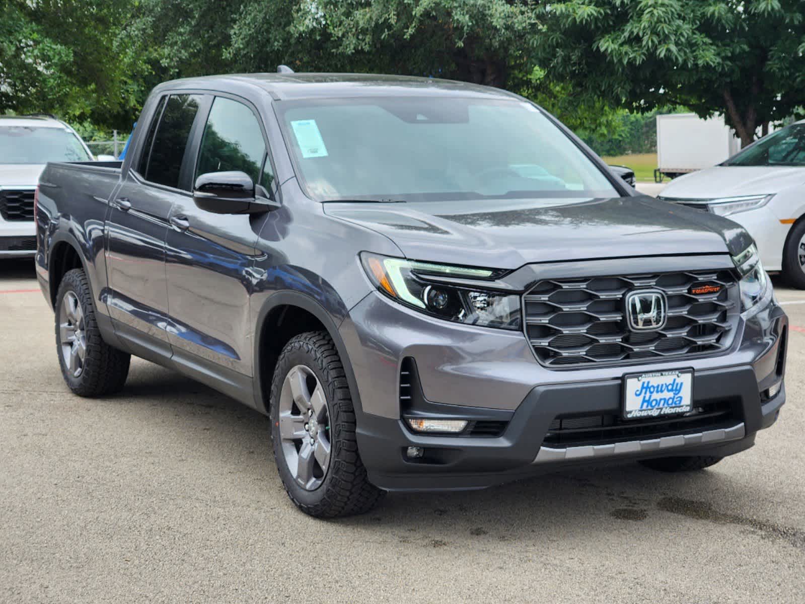 2025 Honda Ridgeline TrailSport photo 3