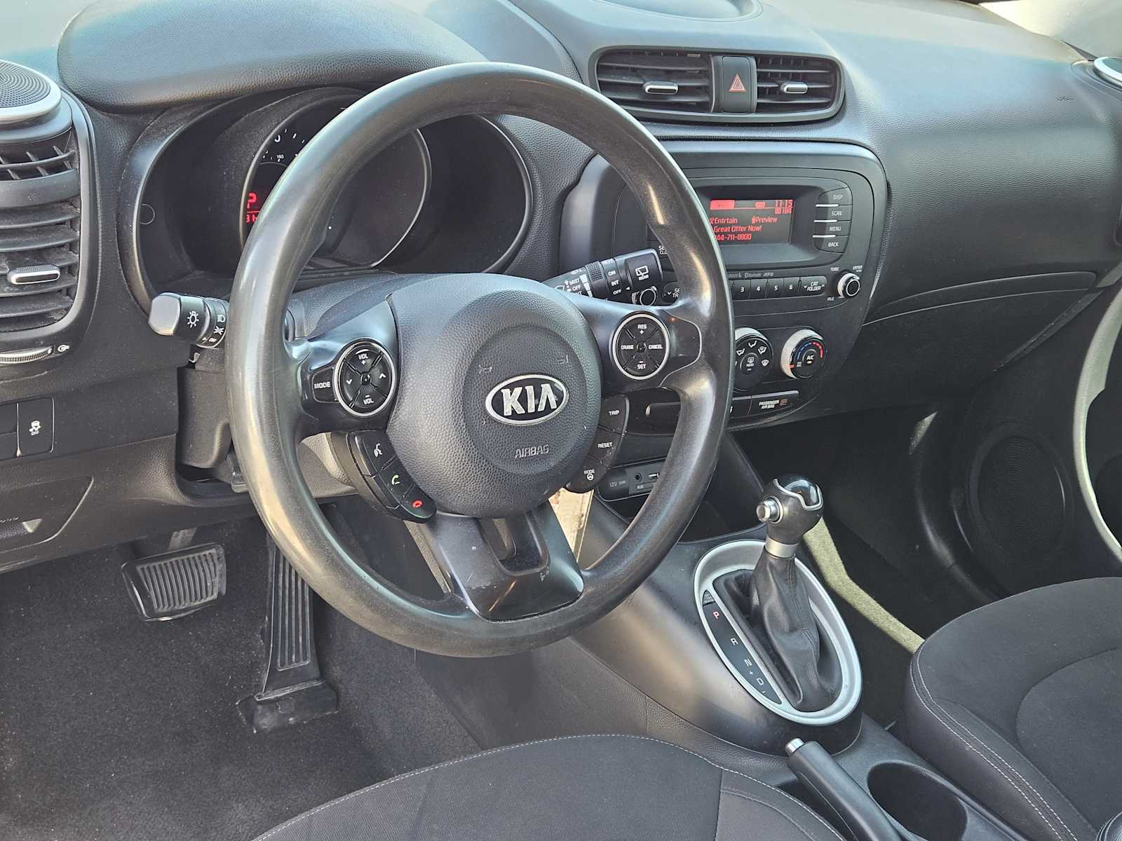 2016 Kia Soul Base photo 2