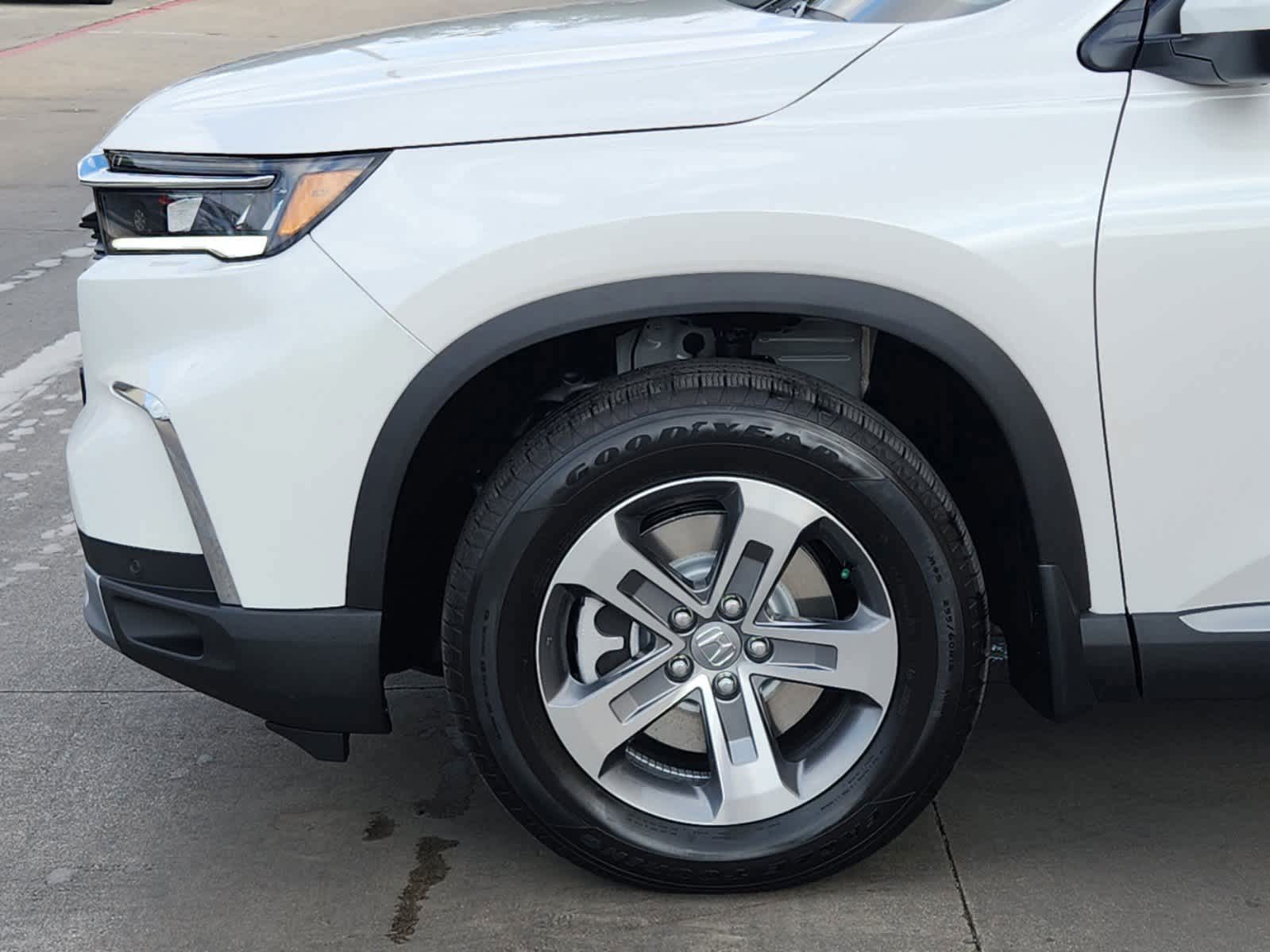 Thumbnail: 2025 Honda Pilot - 6