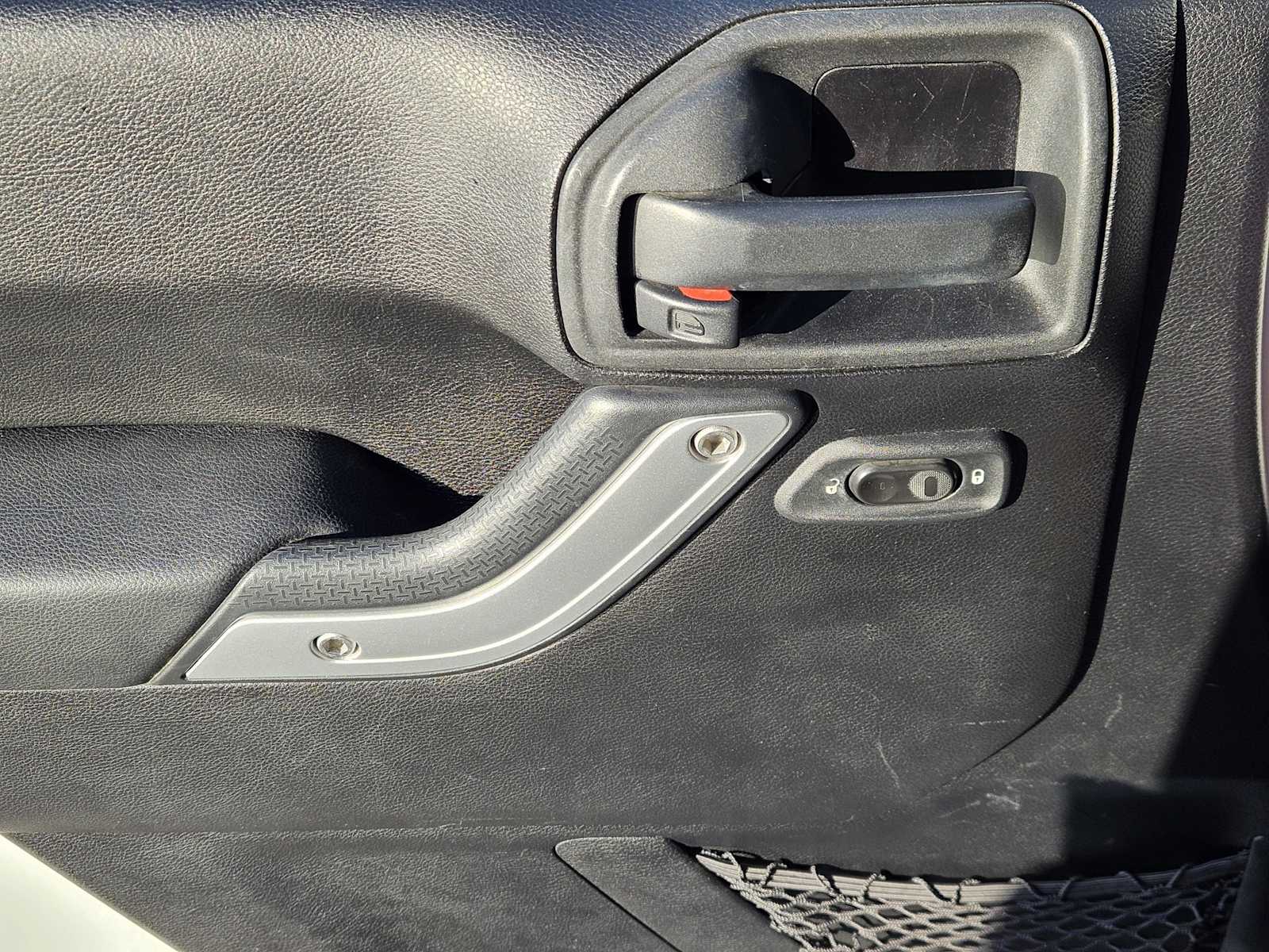 Thumbnail: 2012 Jeep Wrangler - 21