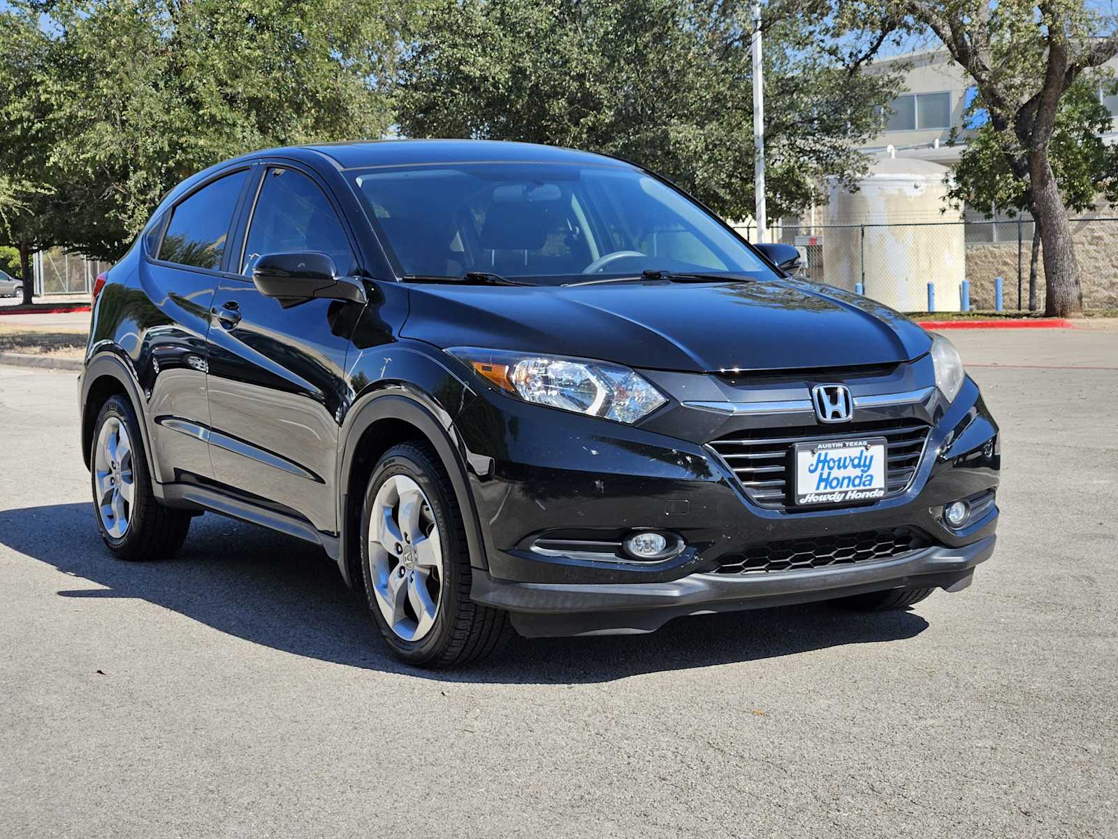 2016 Honda HR-V EX photo 2