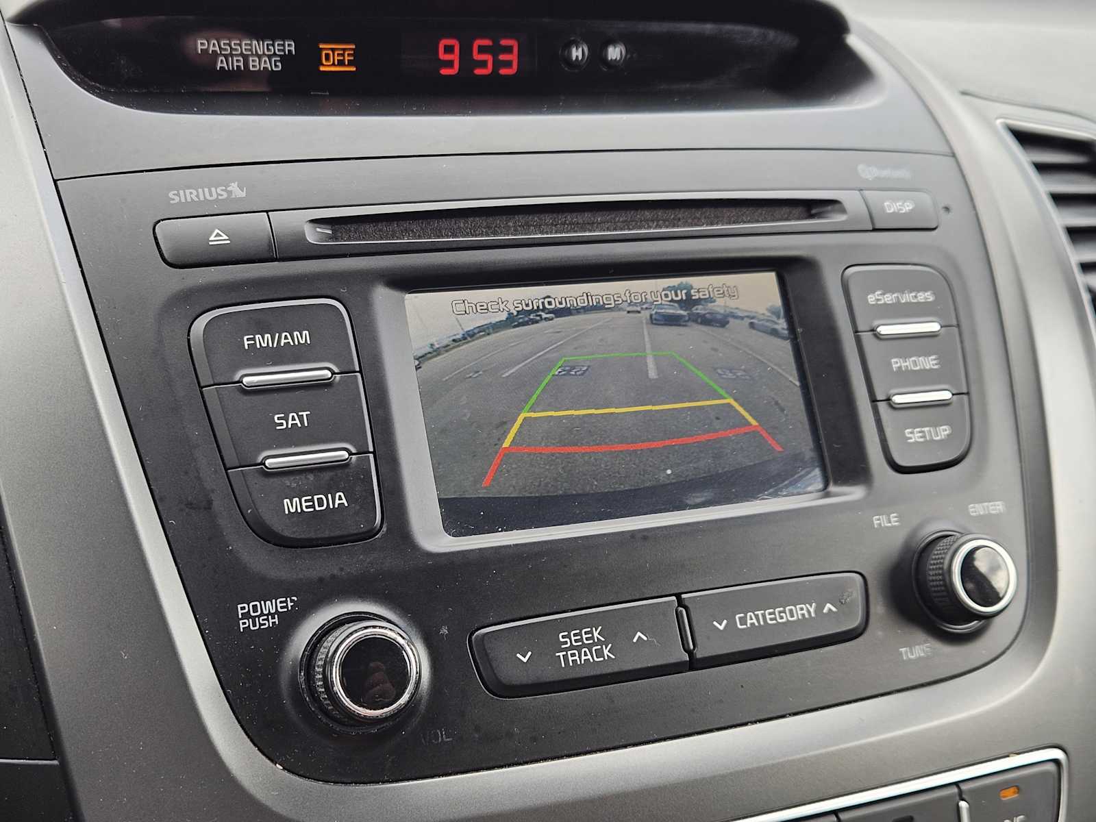 Thumbnail: 2015 Kia Sorento - 18