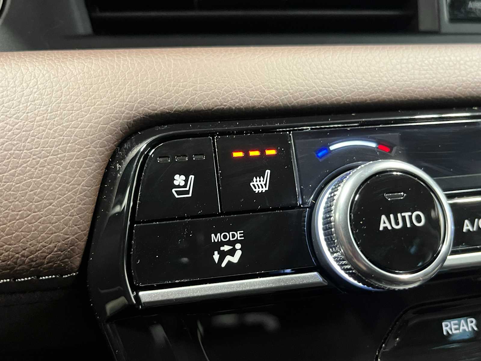 Thumbnail: 2026 Honda Pilot - 21