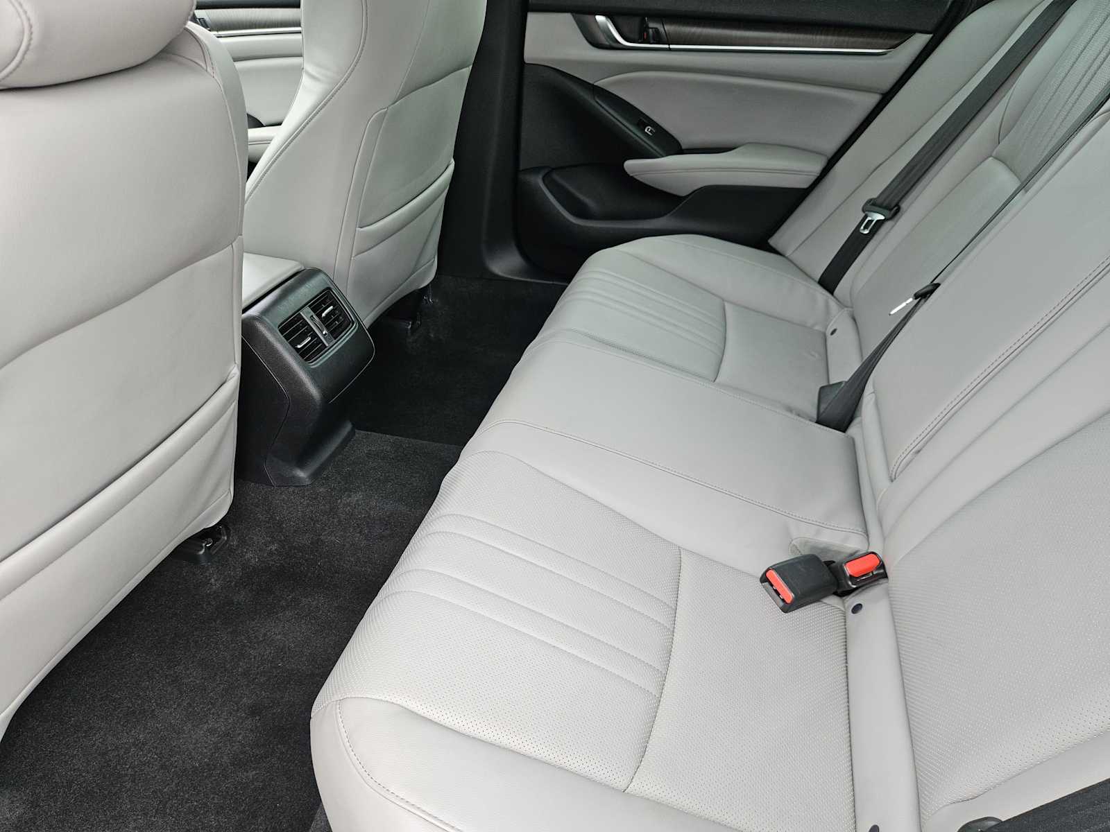 Thumbnail: 2018 Honda Accord - 29