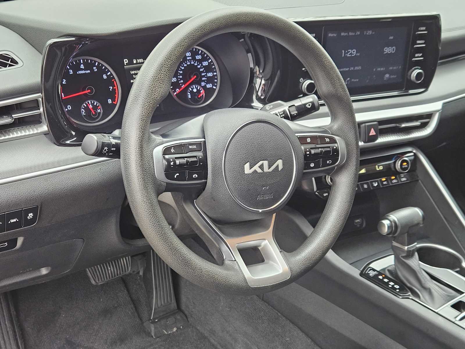 Thumbnail: 2022 Kia K5 - 2