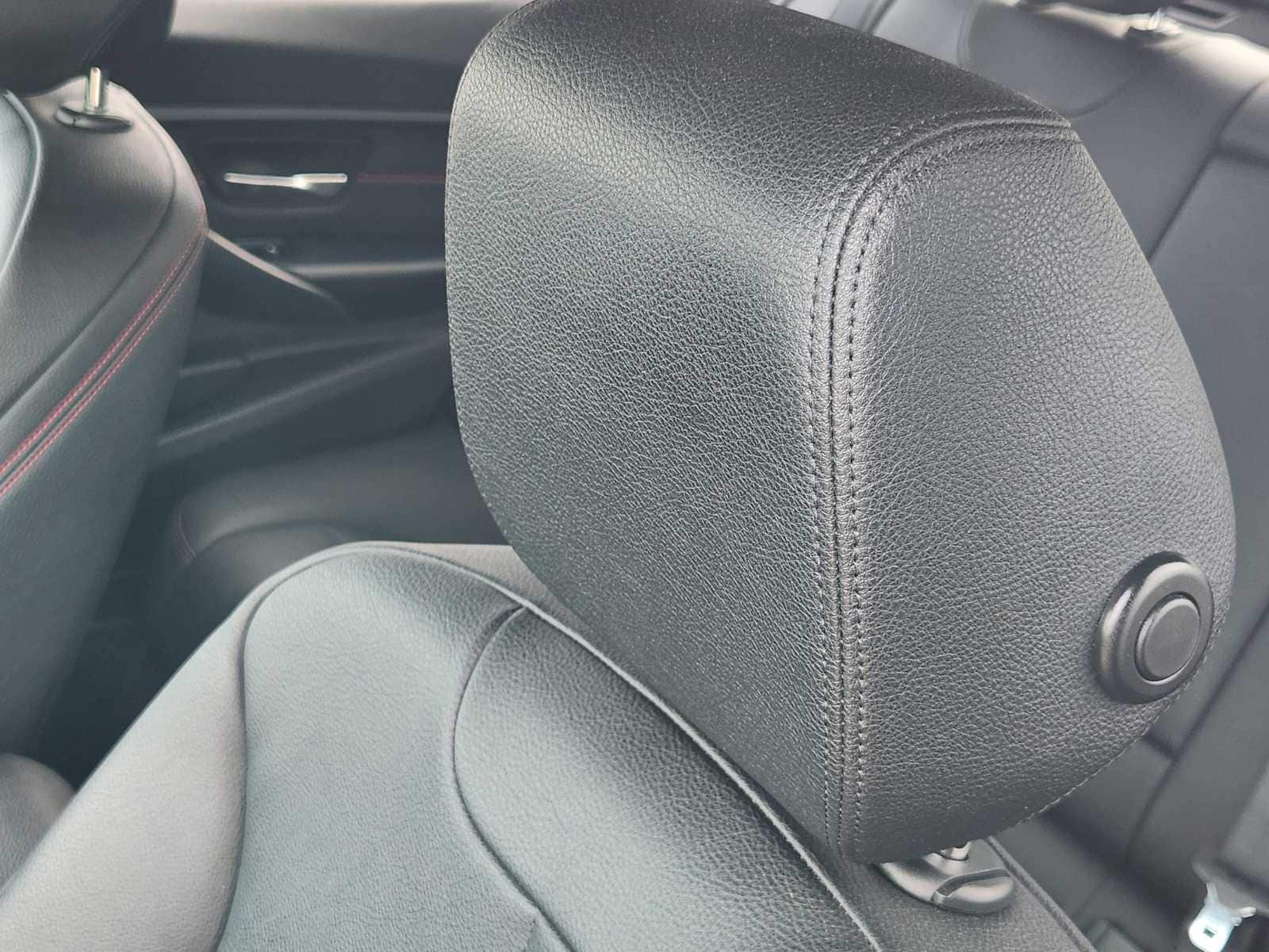 Thumbnail: 2015 BMW 3 Series - 15