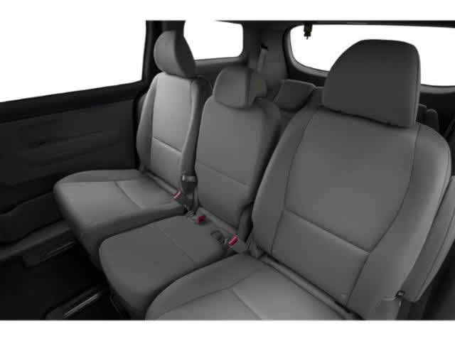 Thumbnail: 2015 Kia Sedona - 18