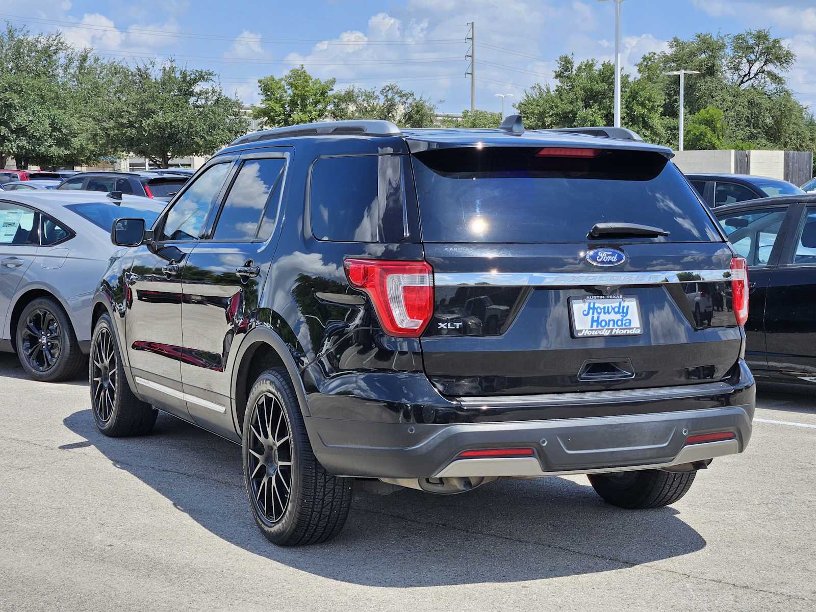 Thumbnail: 2019 Ford Explorer - 6