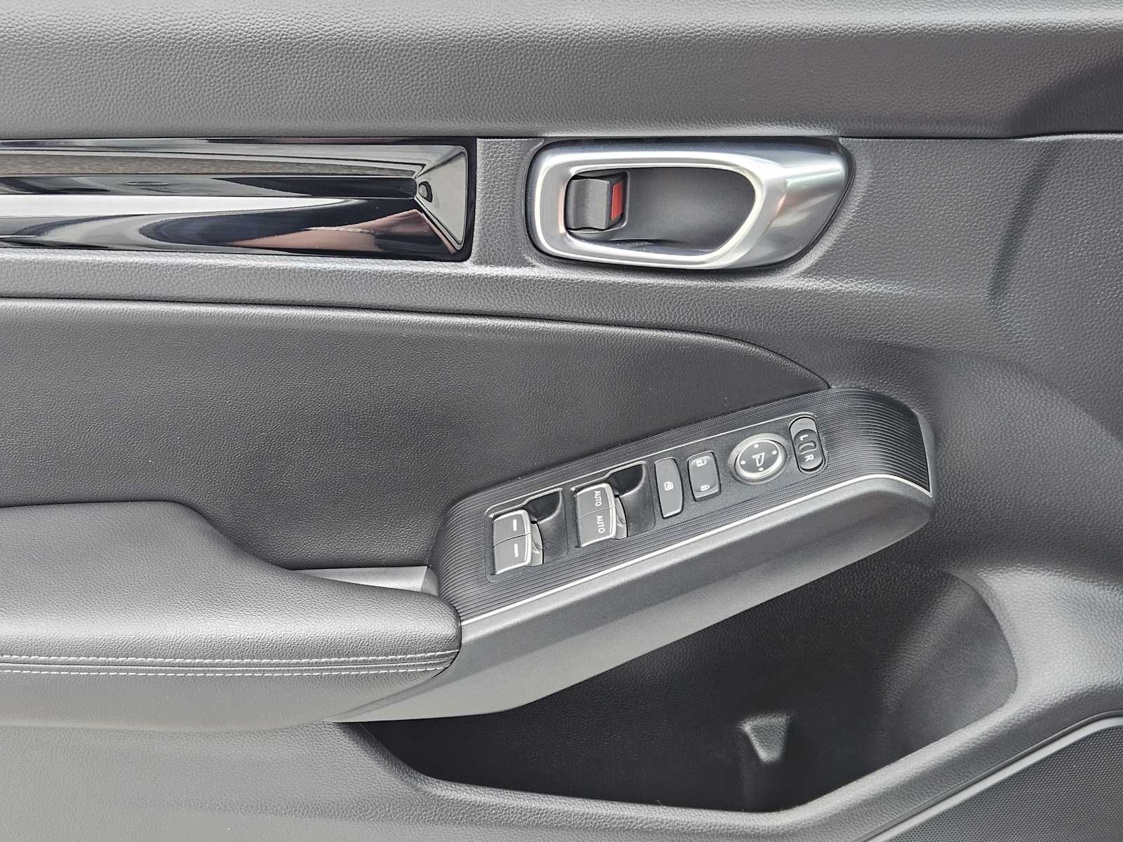 Thumbnail: 2024 Honda Civic - 22