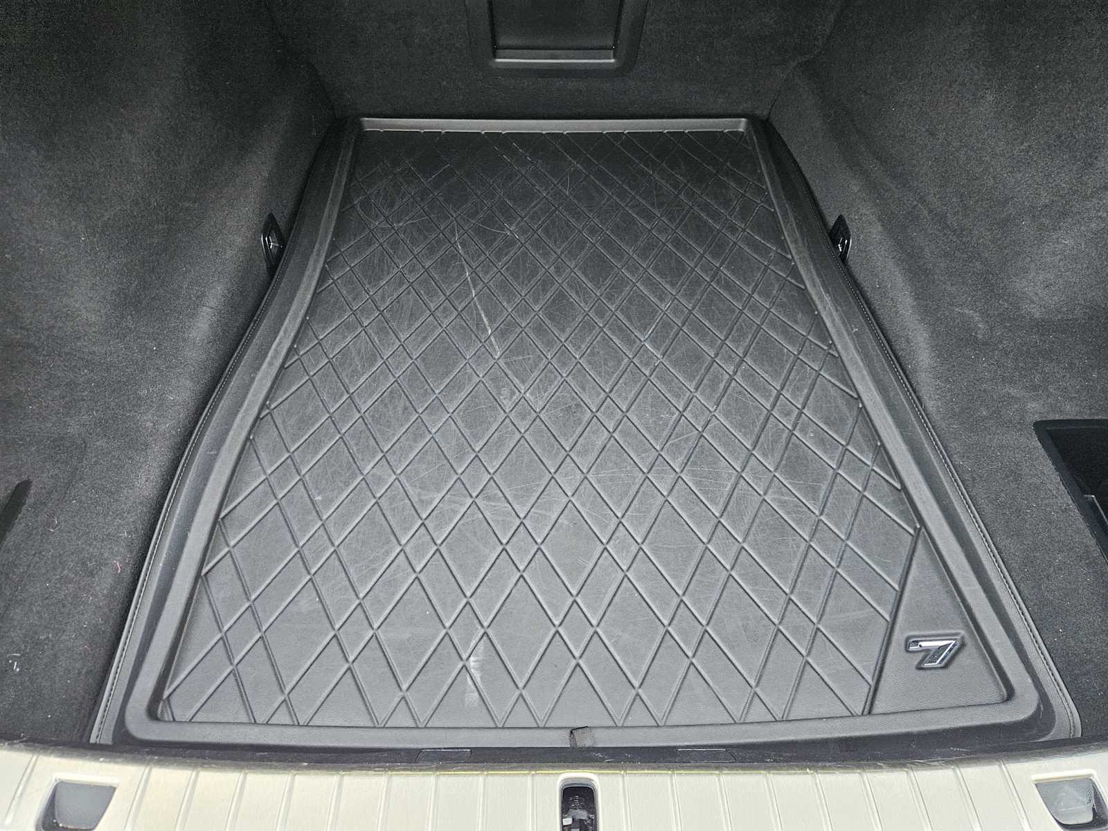 Thumbnail: 2020 BMW 7 Series - 30