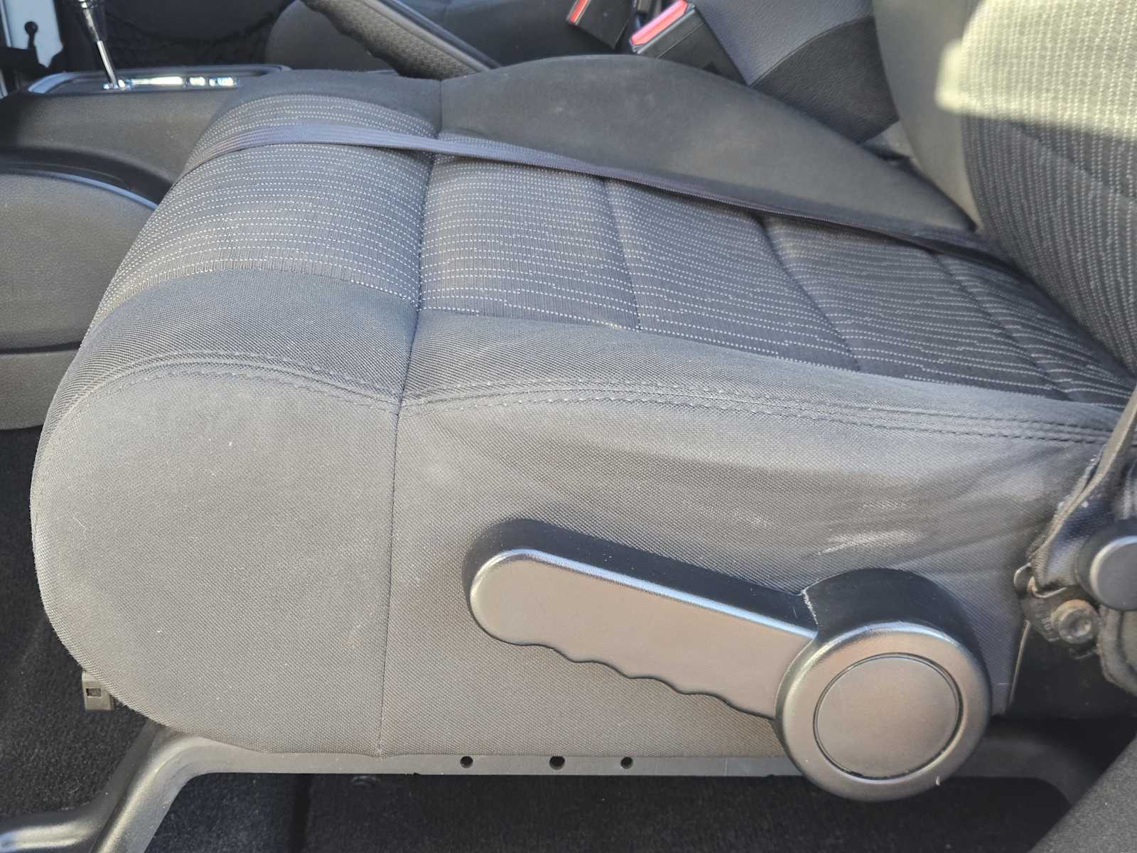 Thumbnail: 2012 Jeep Wrangler - 22