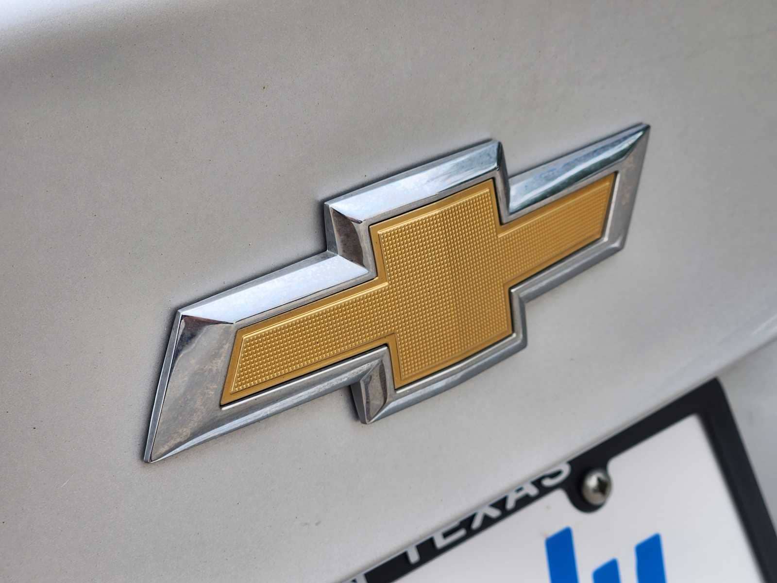 Thumbnail: 2021 Chevrolet Malibu - 11