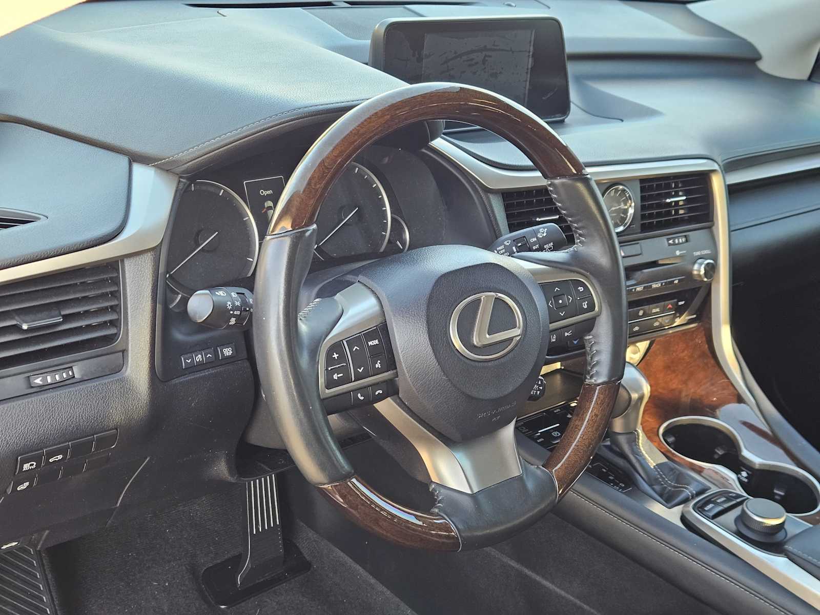 Thumbnail: 2018 Lexus RX - 2