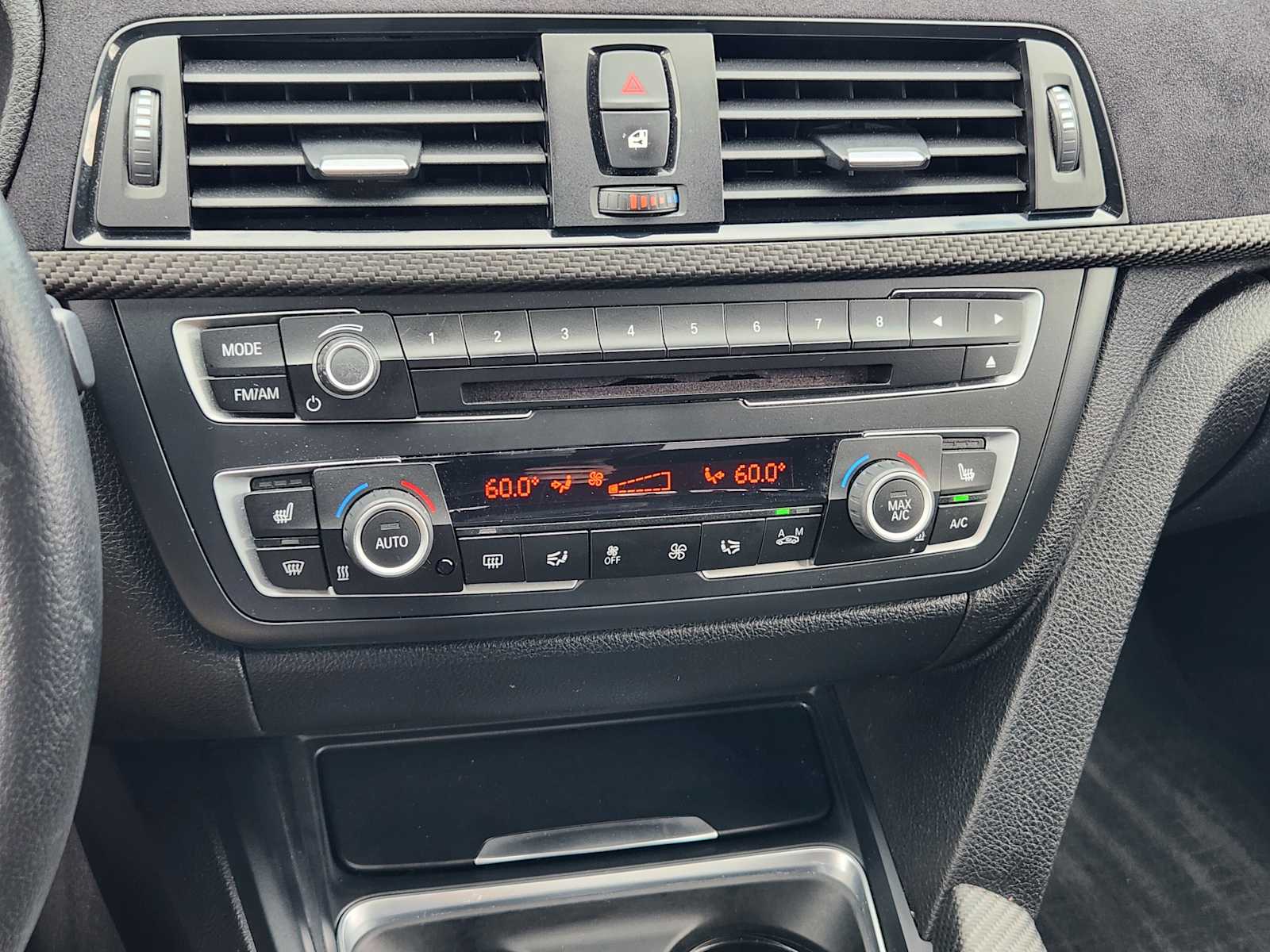 Thumbnail: 2015 BMW 3 Series - 19